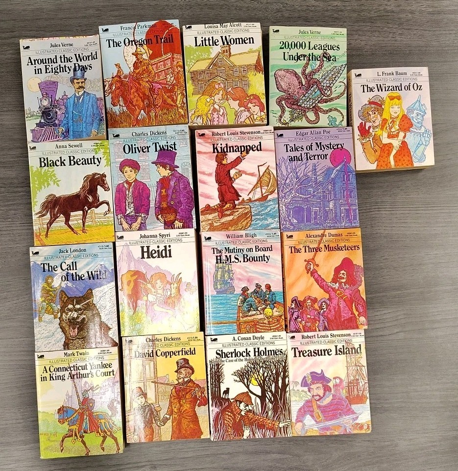 Vintage Moby Books Lot of 17 Illustrated Classic Editions Mini Paperbacks