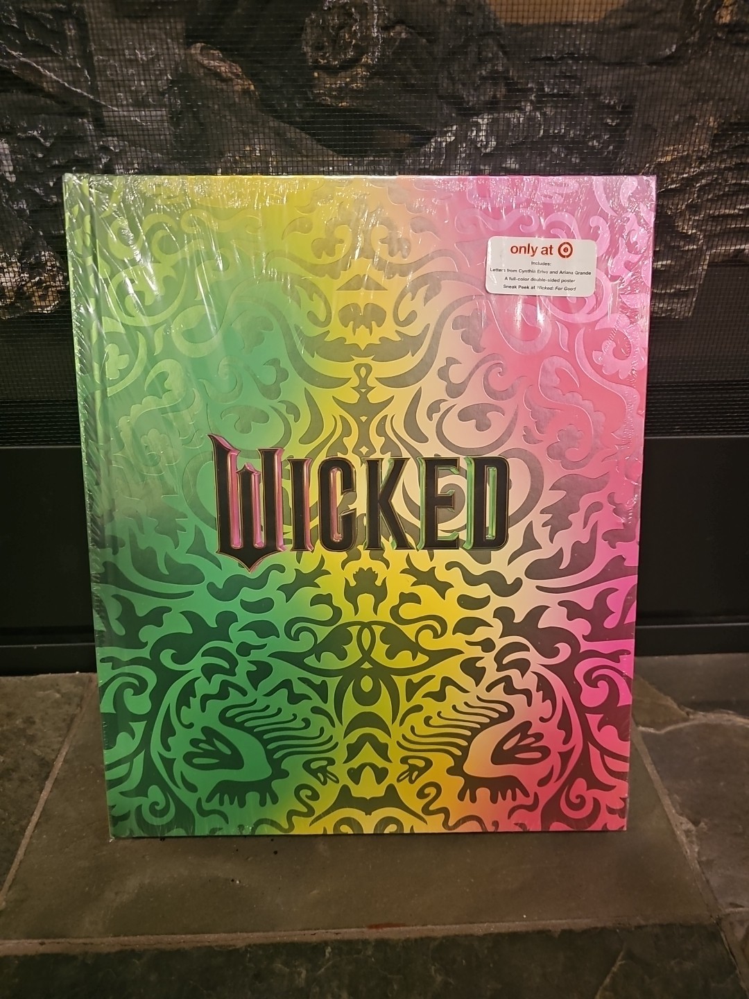 The Official Visual Companion WICKED Target Exclusive (Hardcover) NEW #0272
