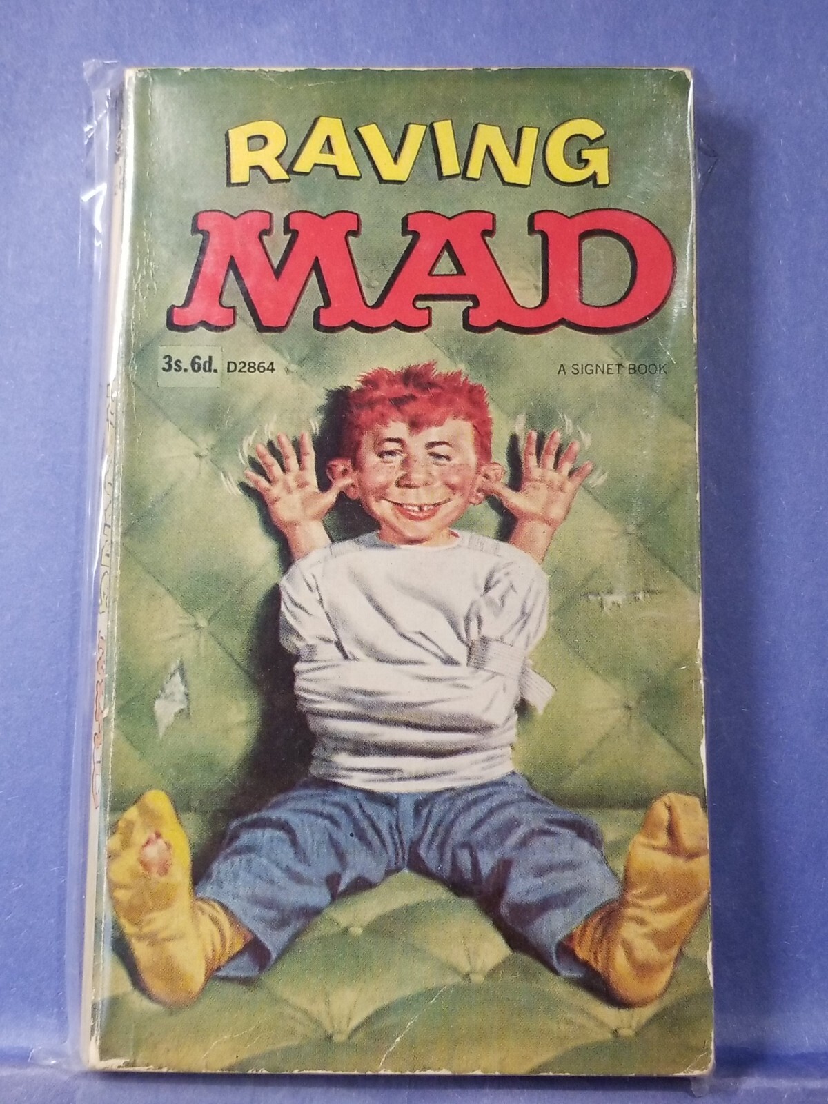 UNITED KINGDOM MAD Magazine Paperback Book: #20 RAVING MAD 1966 1ST G