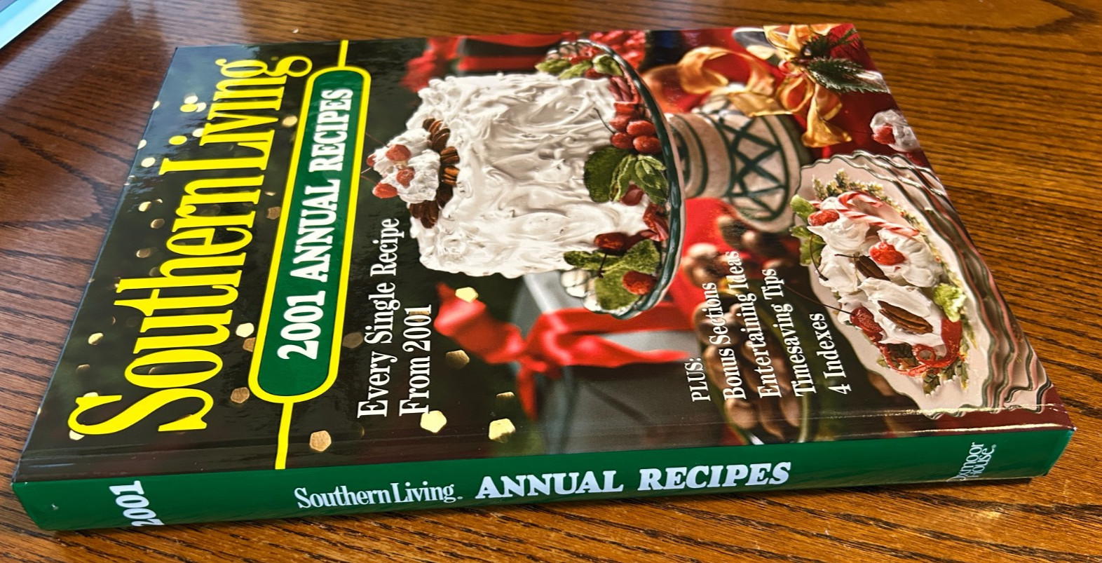 Southern Living 2001 Annual Recipes Hardcover Cook Book Cooking 368 Pages