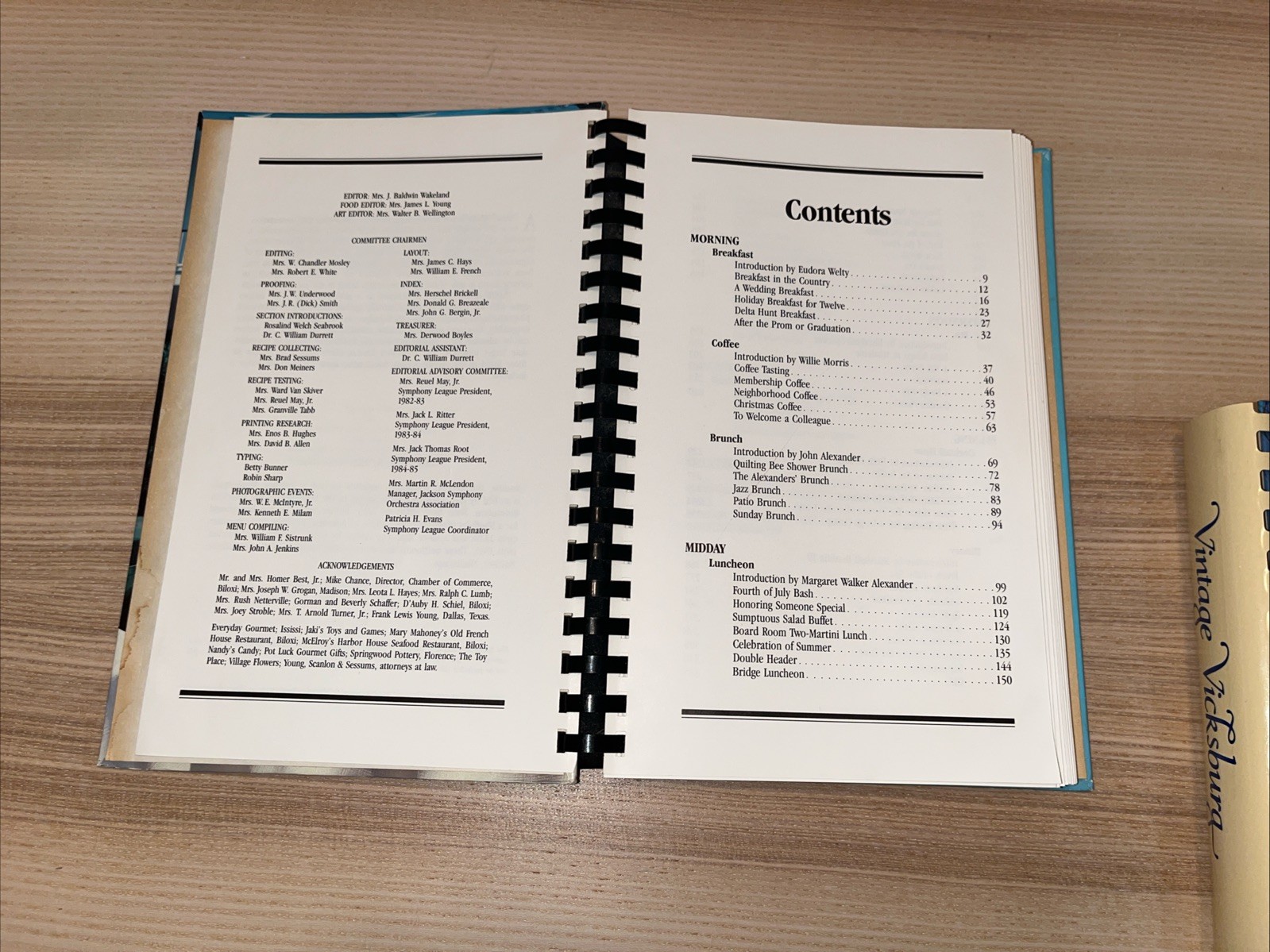 Vintage Mississippi Southern Cookbooks: Taste Of The South and Vintage Vicksburg