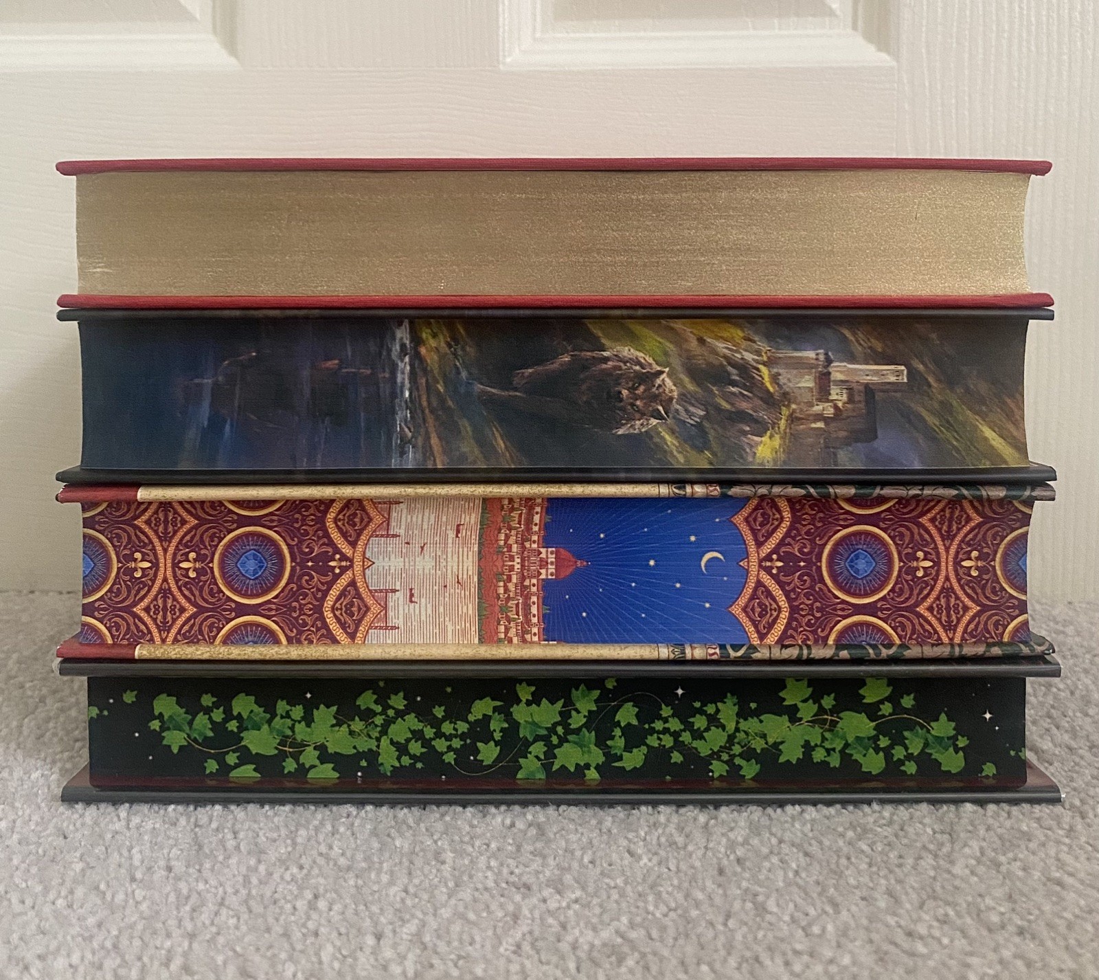 Bundle of Special Edition Fantasy Novels | Fairyloot, Illumicrate, and Goldsboro