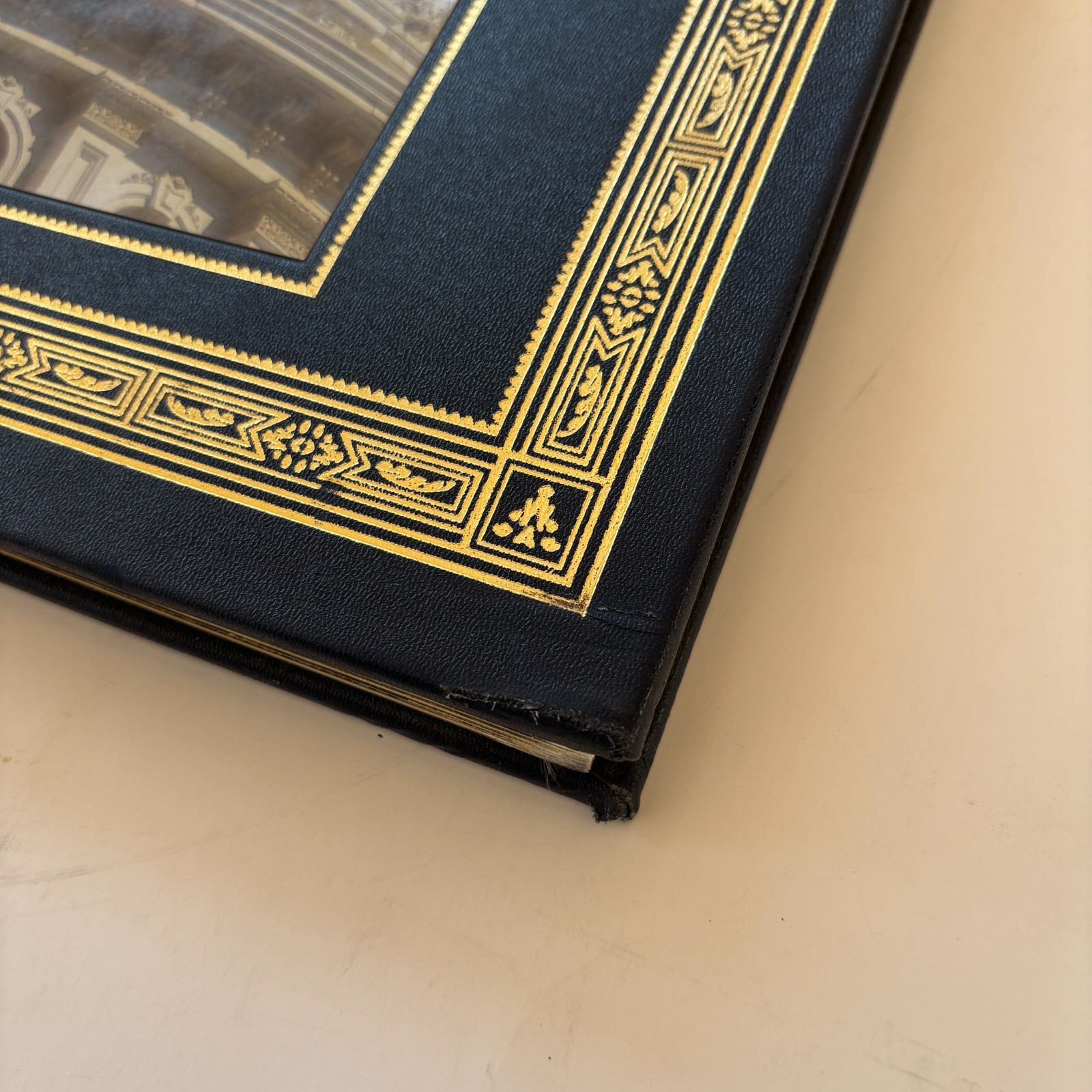 SPECTACULAR WASHINGTON By Von Hardesty Easton Press 2004 OOP
