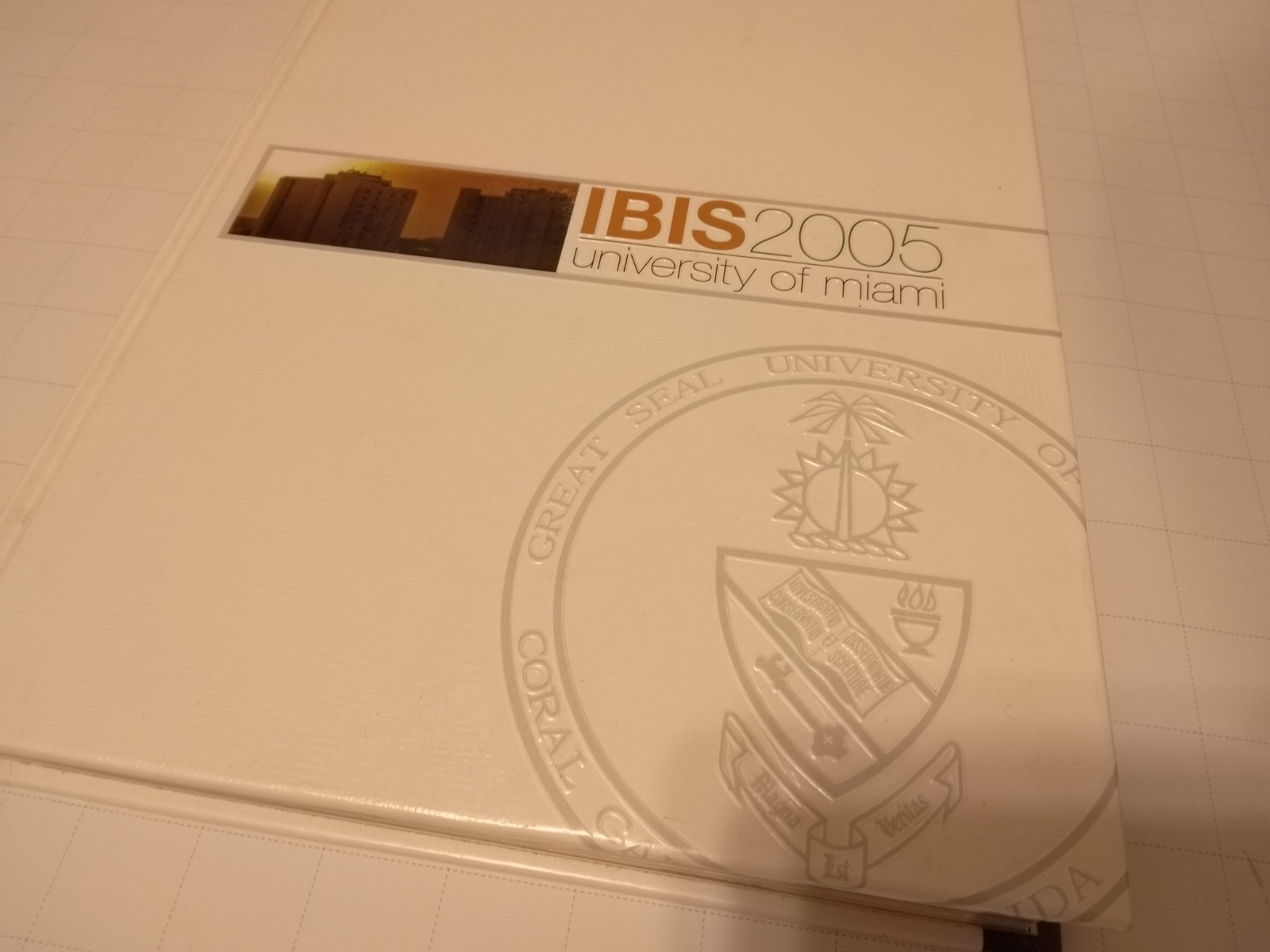 IBIS 2005 University of Miami Yearbook Vol 79 Hurricanes Football, HC, 464 pages