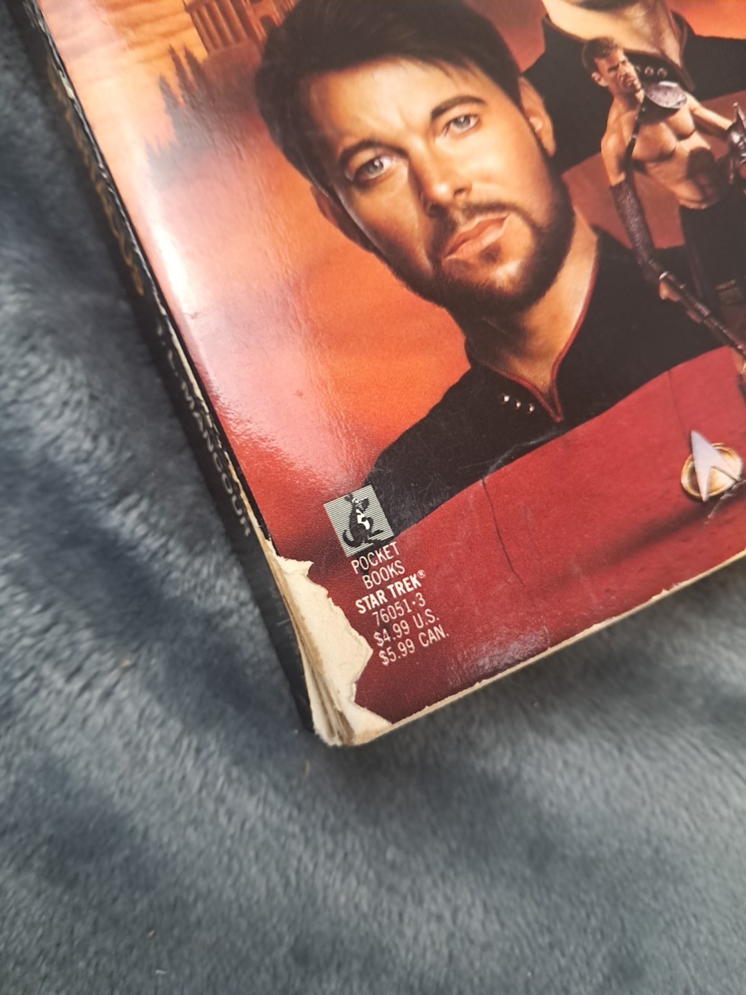 Mixed Lot of 19 Star Trek Books – Mix of books from 70s 80s 90s and 2000s
