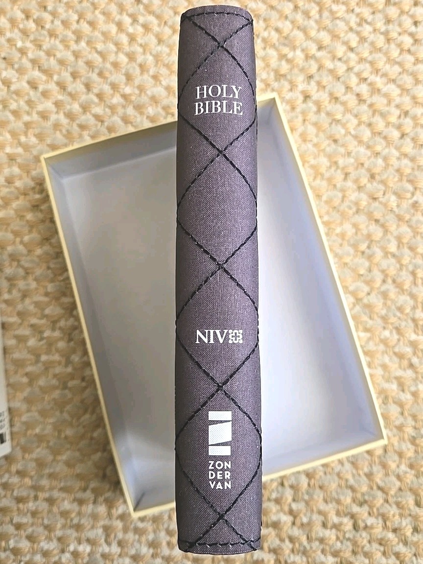 NIV QUILTED COLLECTION BIBLE, COMPACT By Zondervan