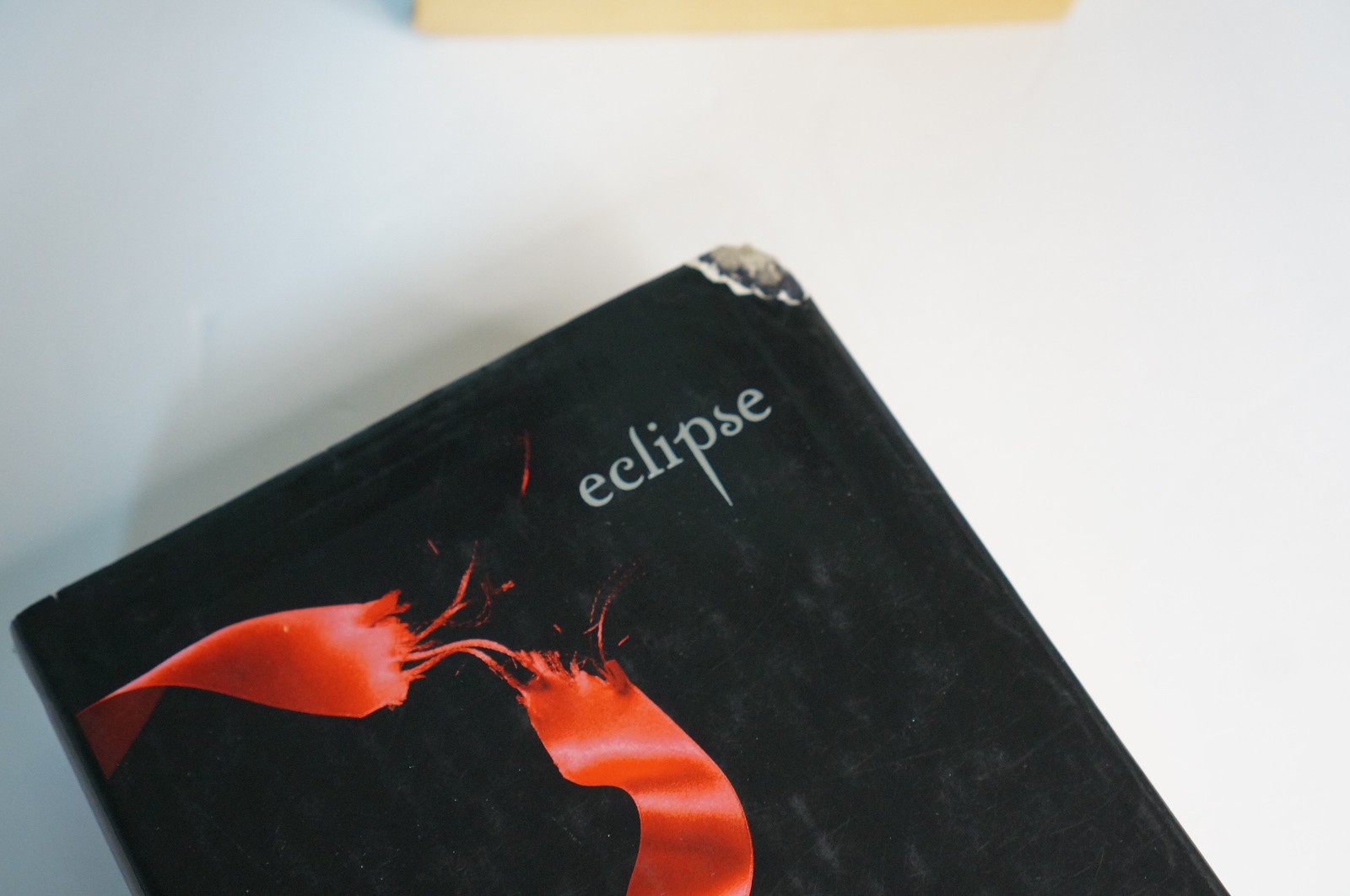 Twilight Saga Book Series 1-4 Stephenie Meyer New Moon Eclipse Breaking Dawn lot