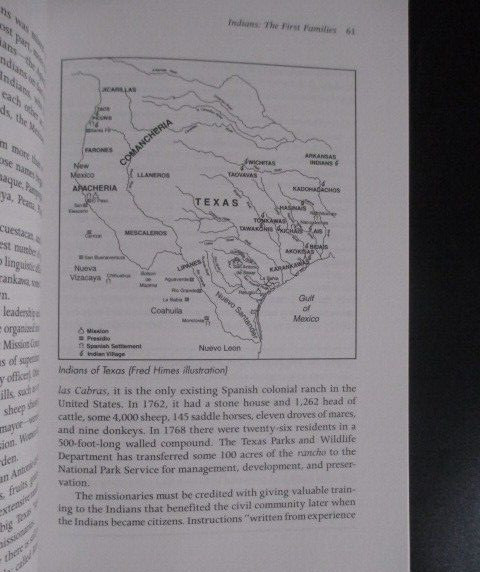 San Antonio The Enchanted City By Jennings PAPERBACK BOOK 367 Pages 1998