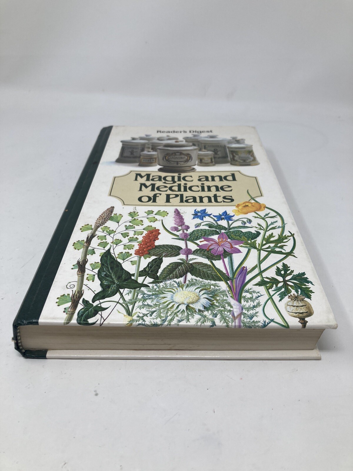 Reader’s Digest Magic and Medicine of Plants HB -1988- 464 pages-GOOD