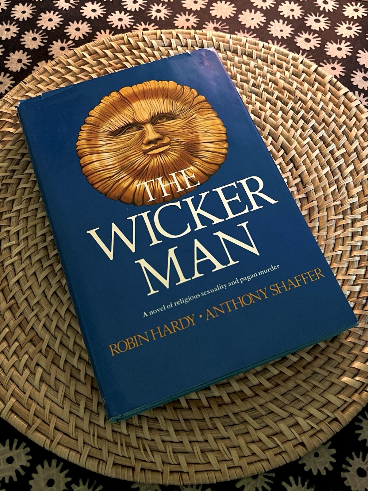 THE WICKER MAN ~ HARDY/SHAFFER (1978, Crown) First Edition HC/DJ Folk Horror