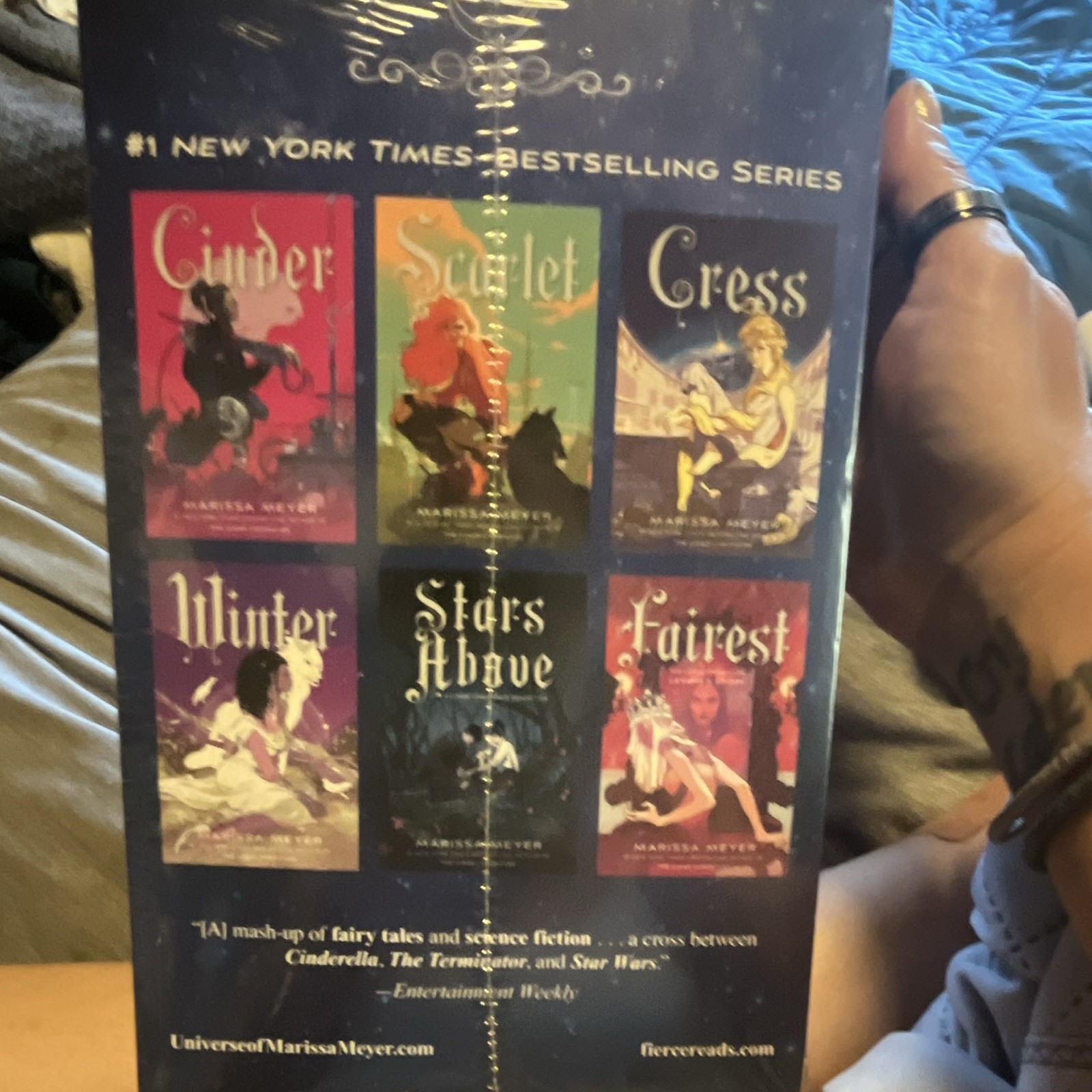 The Lunar Chronicles Boxed Set Marissa Meyer Cinder Scarlet Cress Square Fish