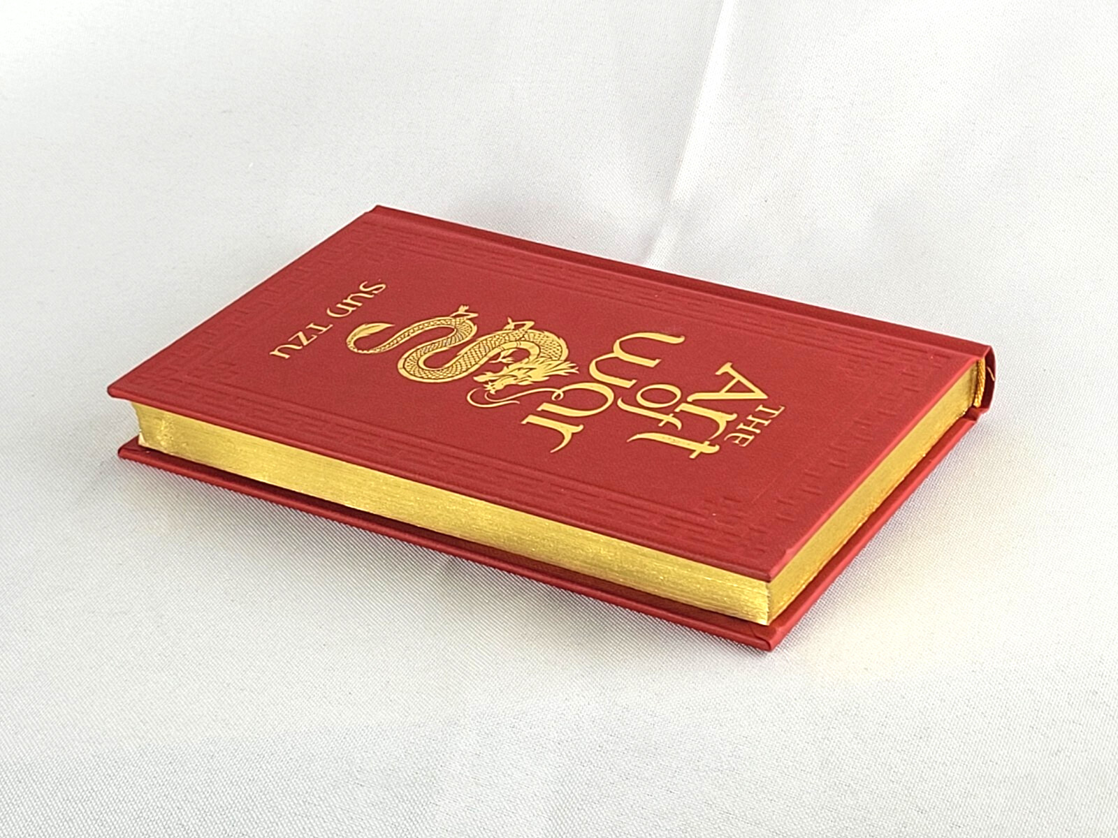 THE ART OF WAR Sun Tzu Lionel Giles Deluxe Compact Illustrated Hardcover NEW