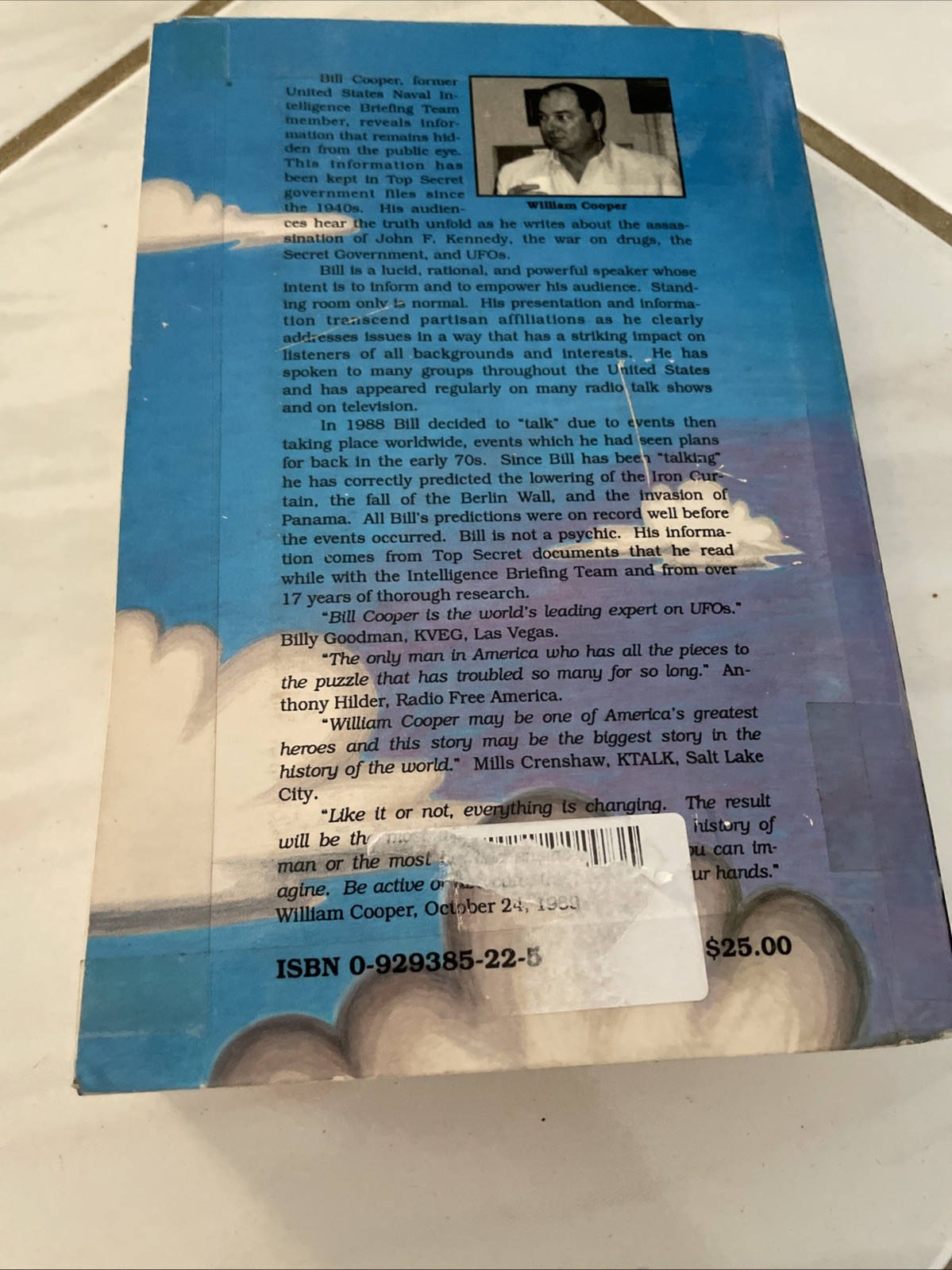 Behold a Pale Horse William Cooper UNREVISED 500p 1st 1991 Protocols of Z NO UPC