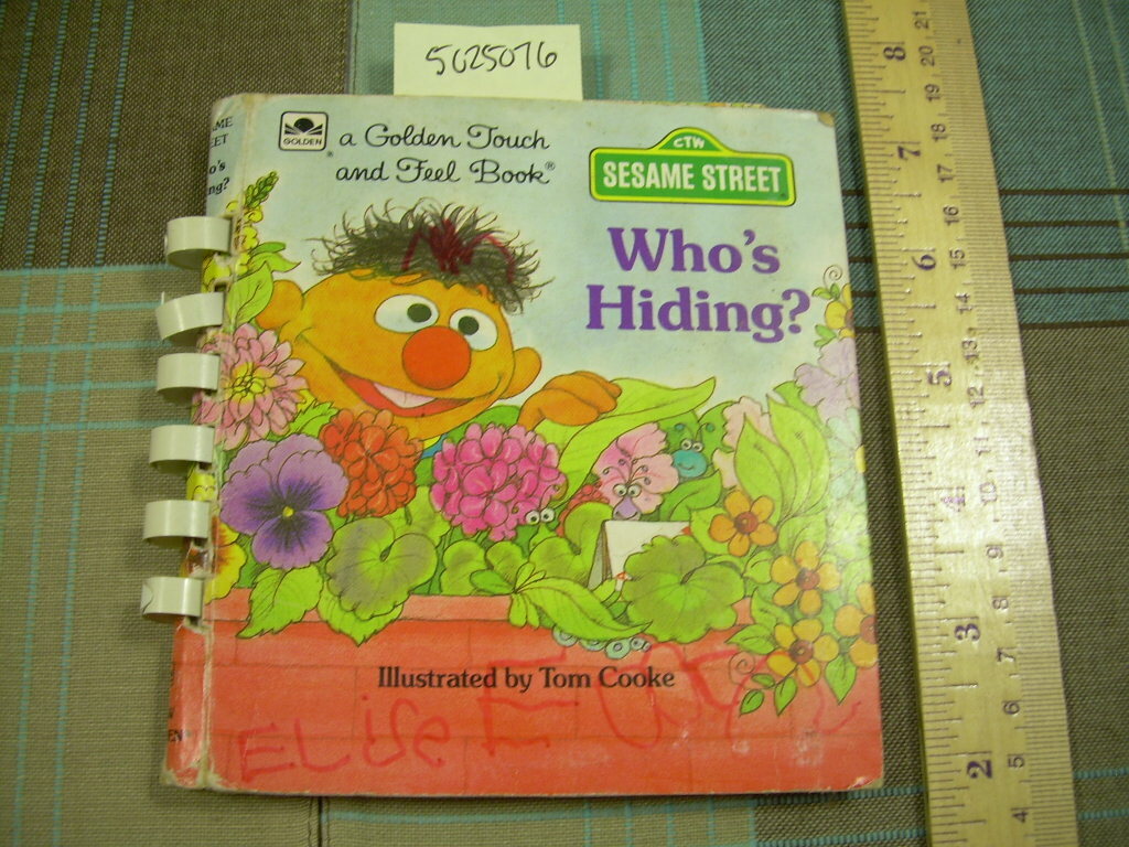 CTW Sesame Street * Who’s Hiding ? Golden Touch Feel Tom Cooke POP UP * vintage