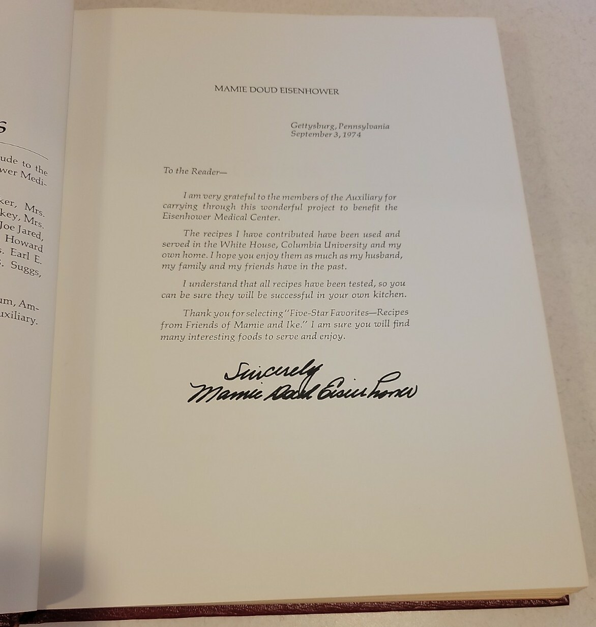 Five-Star Favorites: Recipes From Friends of Mamie and Ike (1974) 272 pages