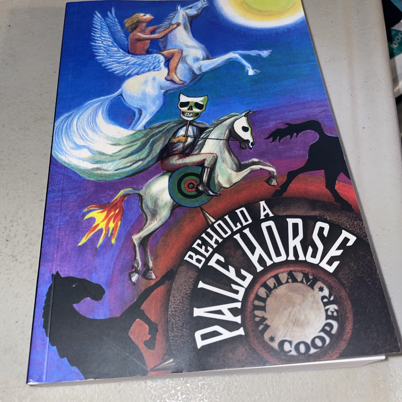 Behold a Pale Horse William Cooper Revised CFR Map NWO UFO Satanic Conspiracy Pb