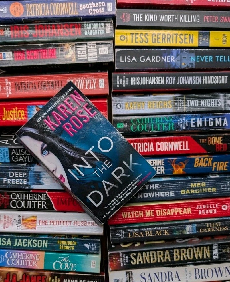 Lot of 18 Suspense Crime Mystery Thriller Fiction Paperback Books Random Mix