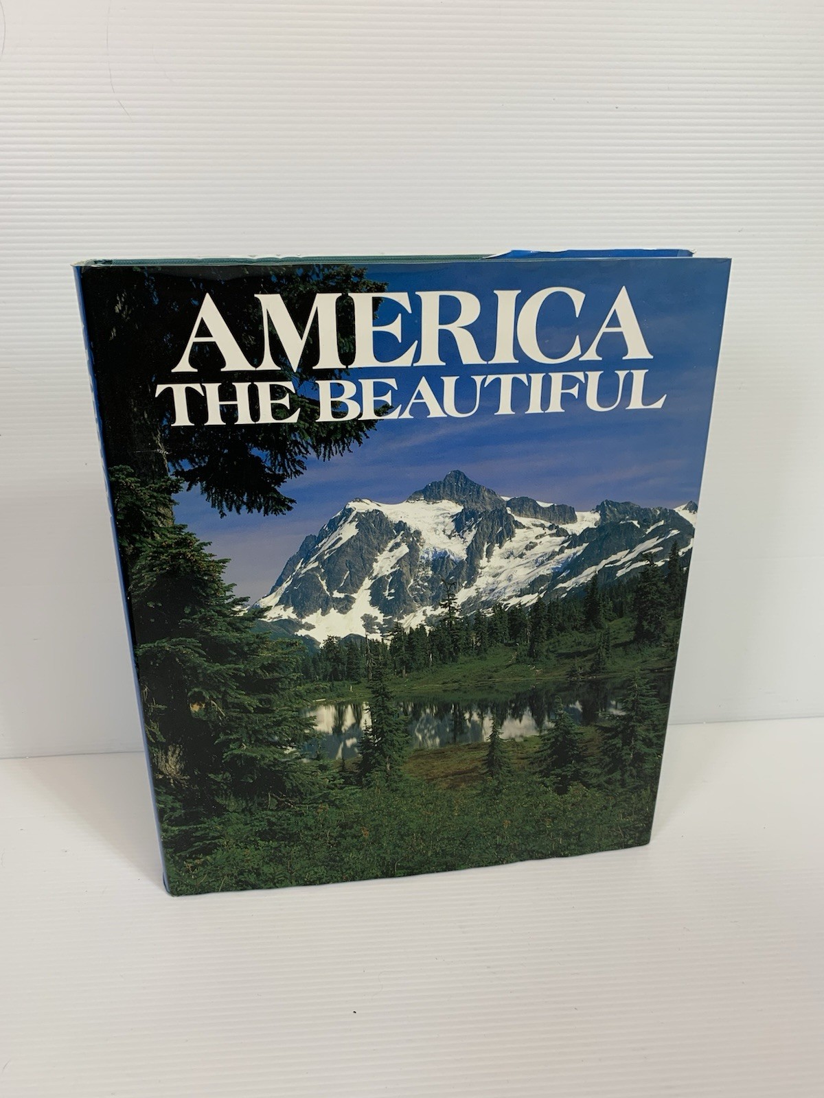 1988 AMERICA THE BEAUTIFUL Book – Dorset Press – 400 Pages – 1992 Hardcover
