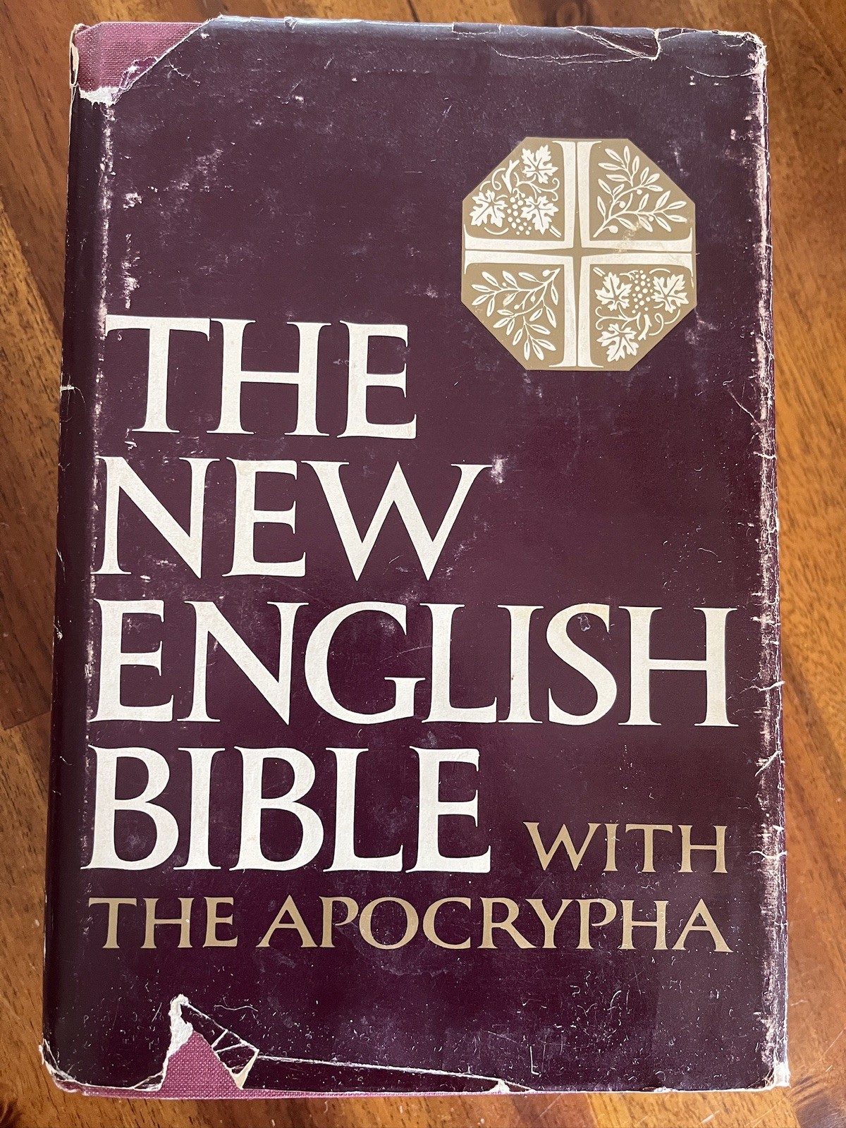 Vtg The New English Bible With the Apocrypha Oxford University Press 1970 HC DJ