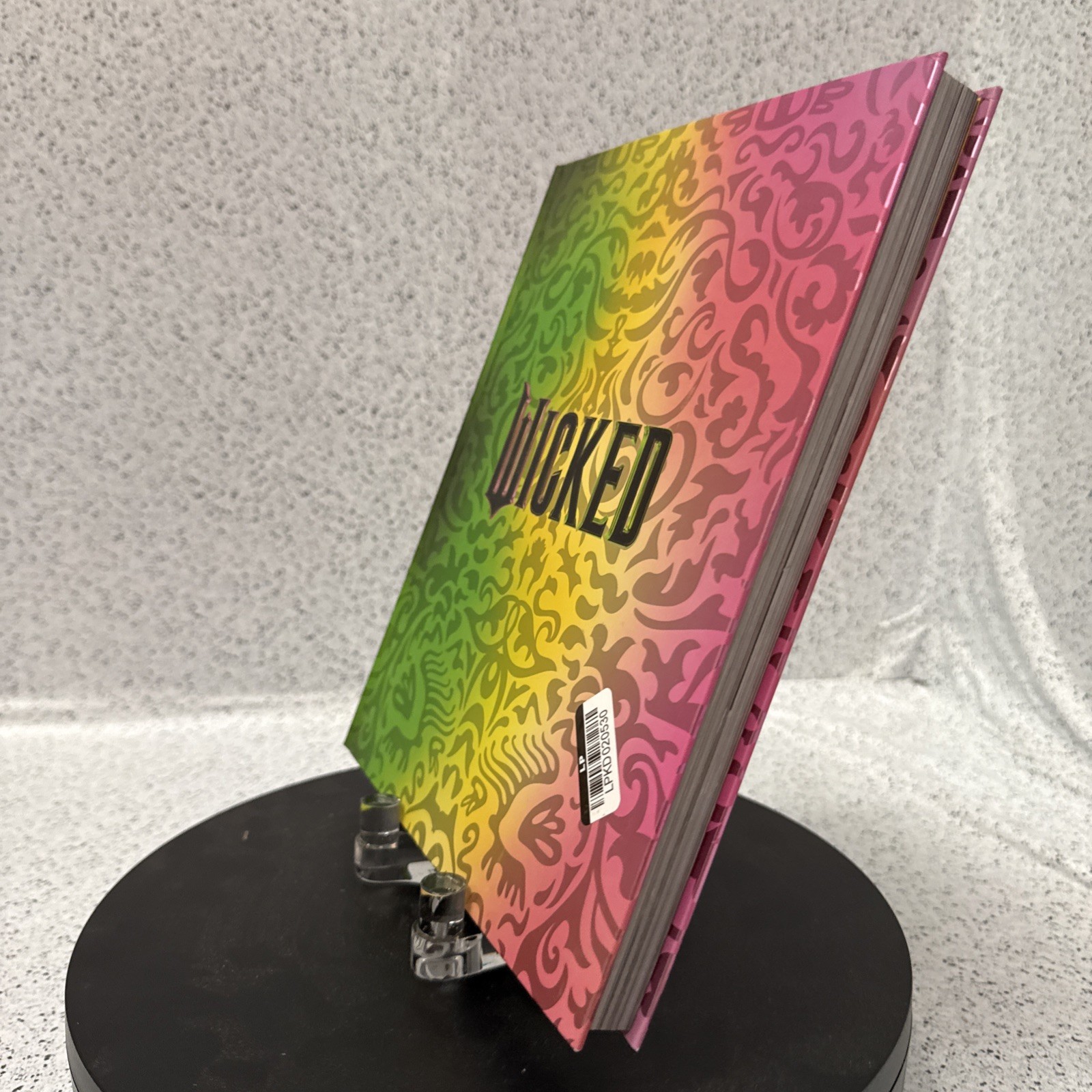 Wicked- Official Visual Companion SE Hardcover SEE DESCRIPTION