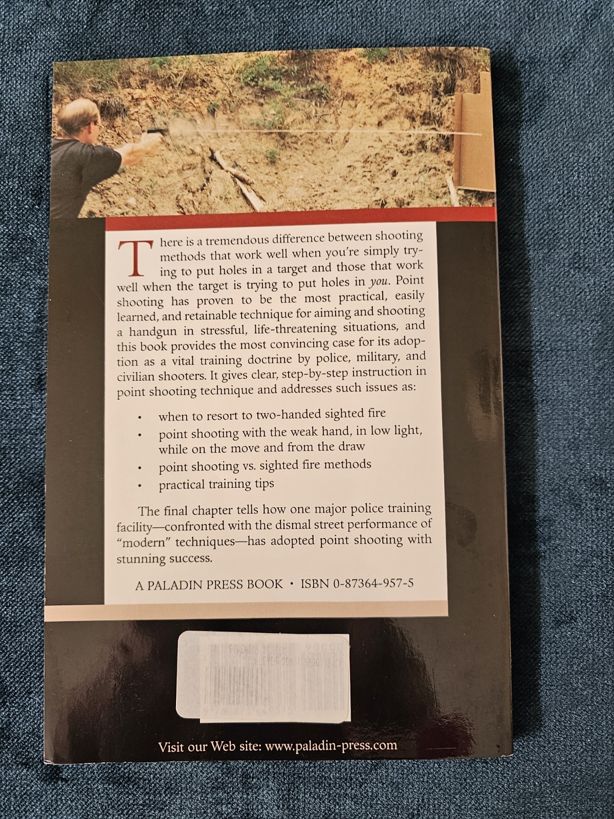 Bullseyes Don’t Shoot Back Textbook of Point Shooting Applegate & Janich 1998