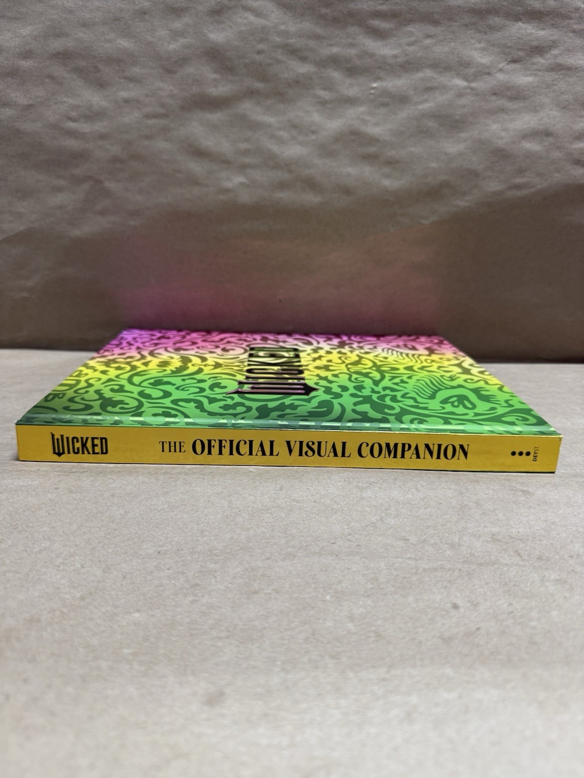 Wicked- Official Visual Companion SE Hardcover SEE DESCRIPTION