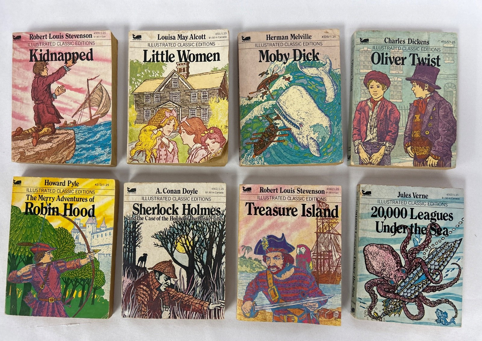 Moby Books Illustrated Classic Editions Mini Paperback Books Lot of 22