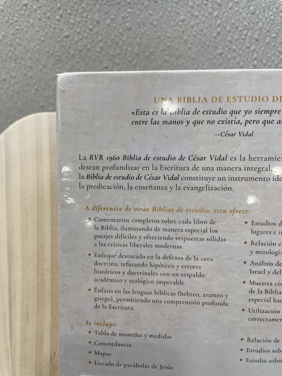 RVR 1960 Biblia de estudio de Cesar Vidal tapa dura Spanish Version 2025 HC