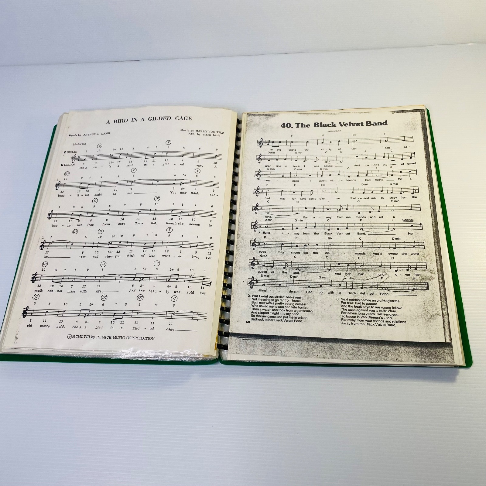 Sheet Music Collection Folder Flute Trumpet Mix Organs – Over 400 Pages, 1.5kg