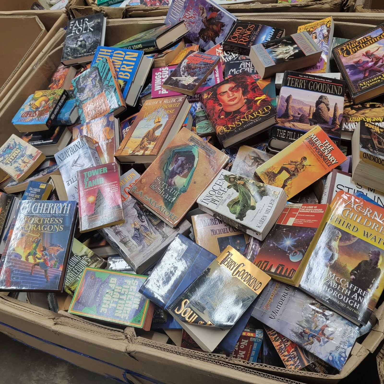 Lot of 5 Pounds (LBs) Science Fiction Fantasy Book Hard/Softback RANDOM RARE MIX