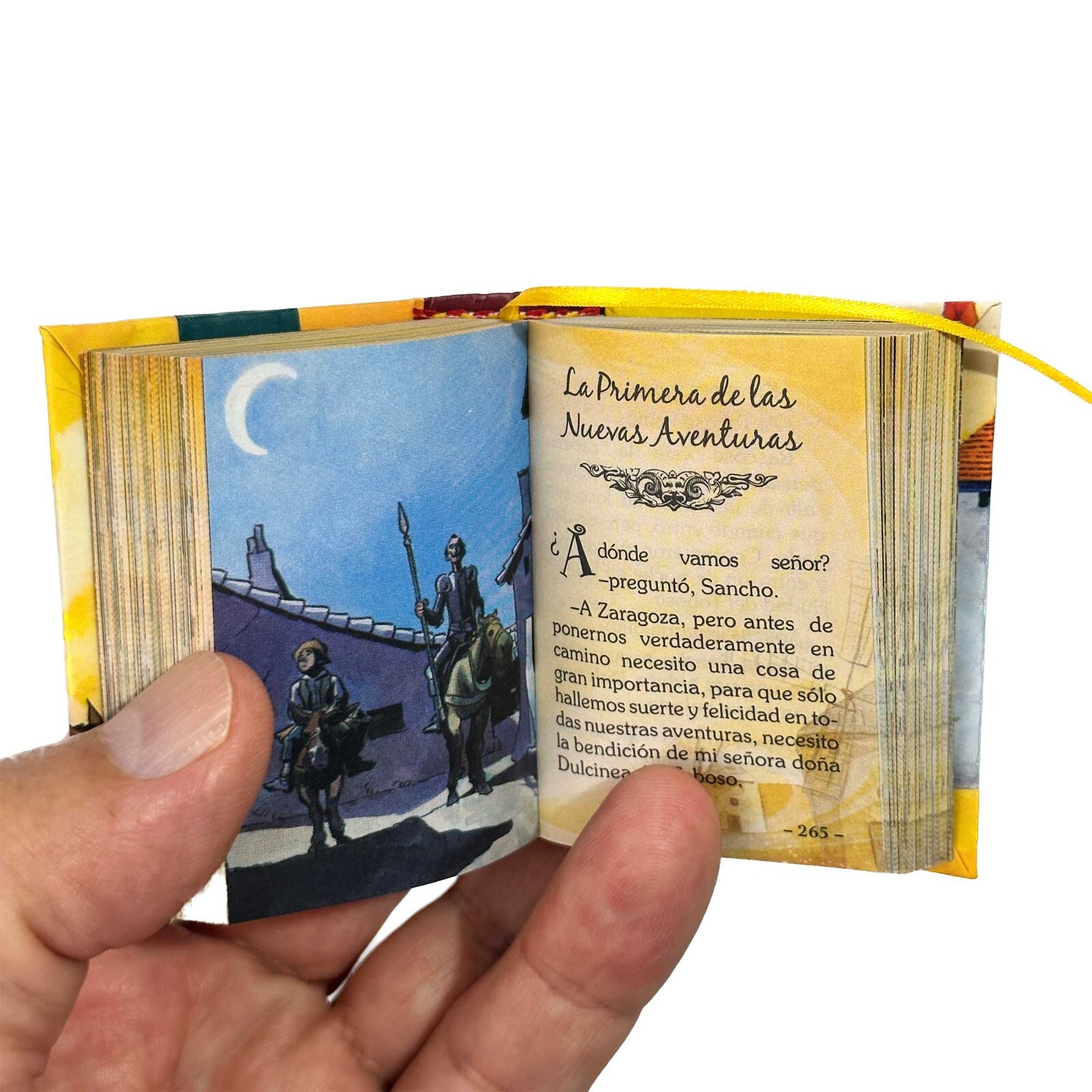 new Don Quijote de la Mancha para Jóvenes mini book 2.65″ high hardcover 438 pgs