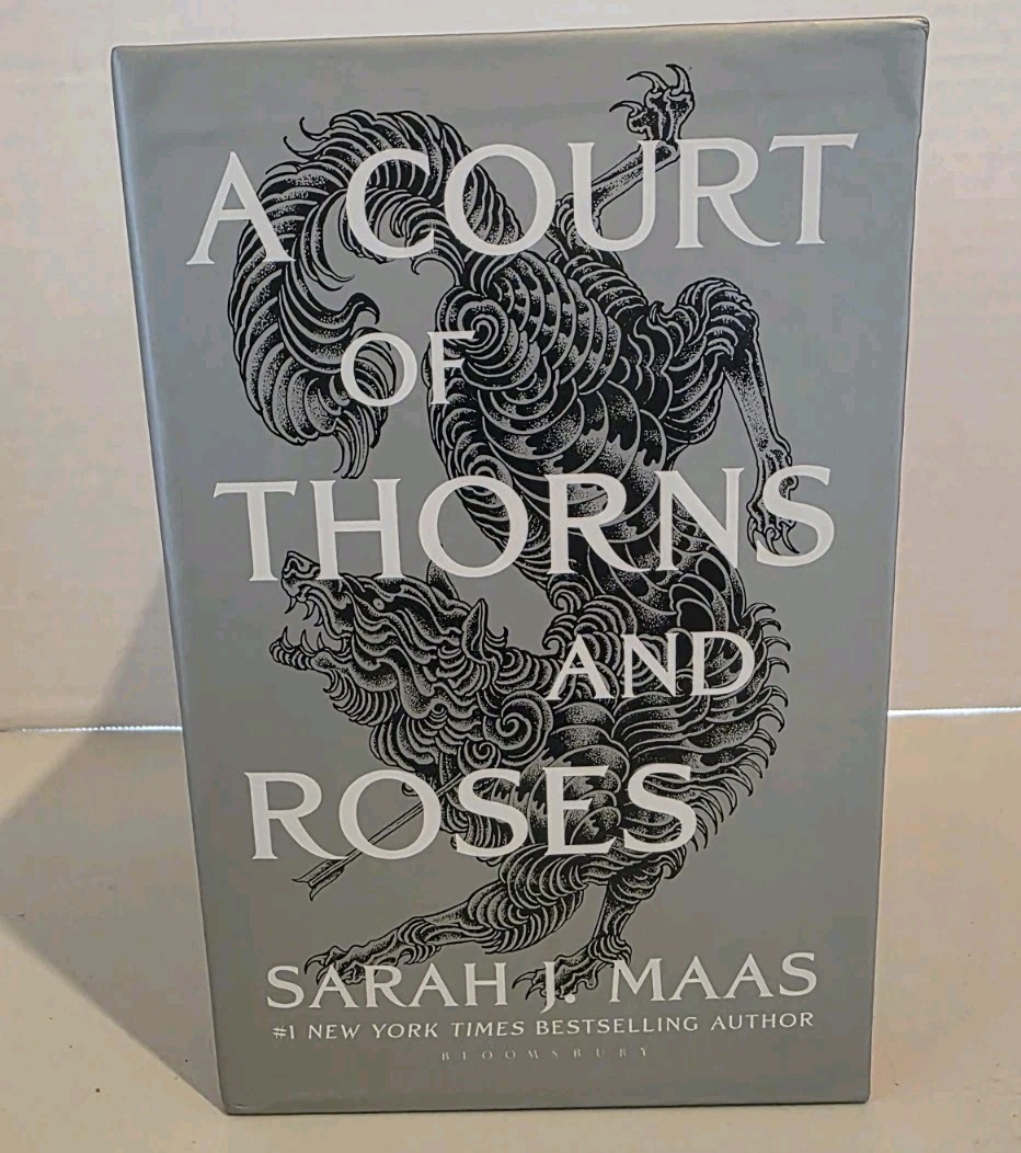 Court of Thorns and Roses Paperback Box Set (5 Books) by Sarah J Maas 2020
