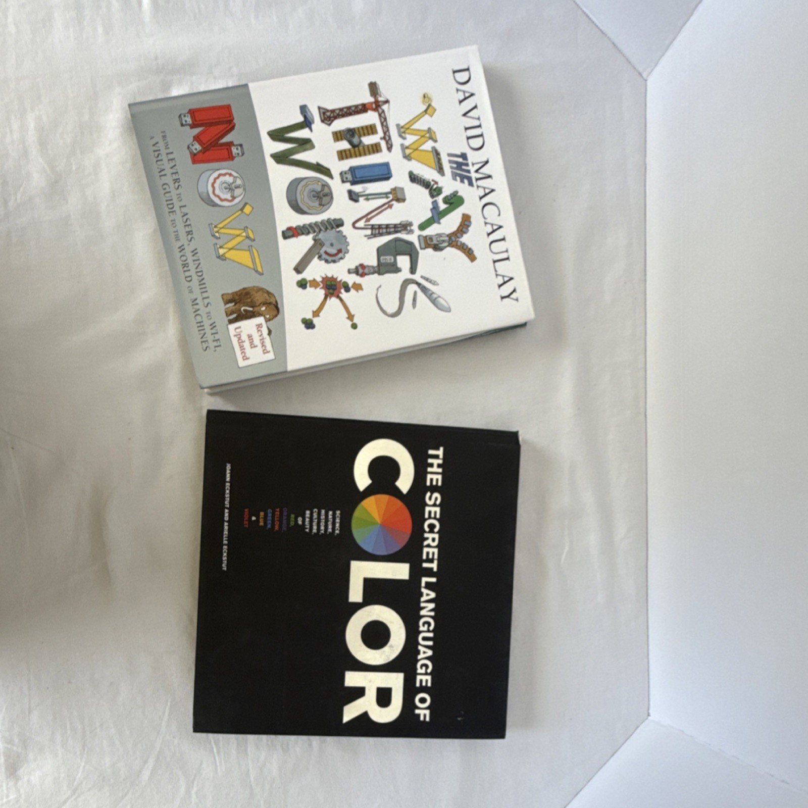 Set of 20 Books For Guest Hollow High School Conceptual Physics Course