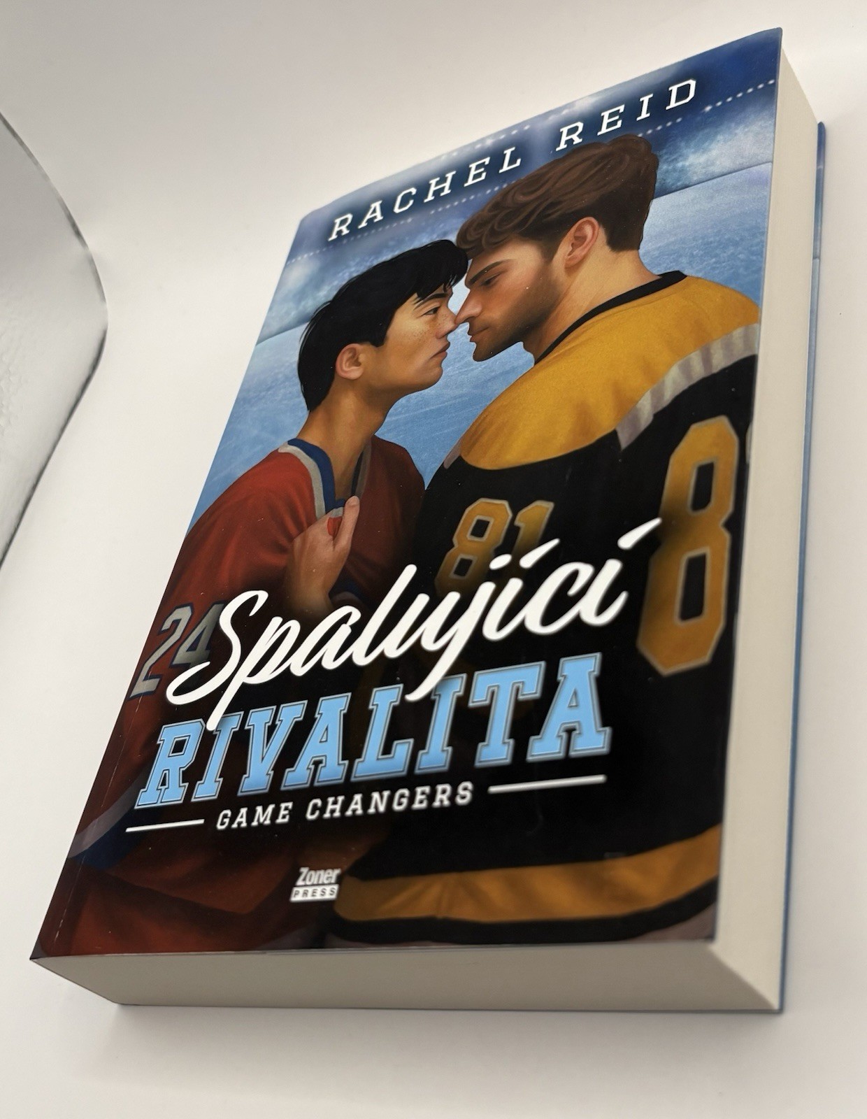 Spalující Rivalita by Rachel Reid – Paperback with Bookmark