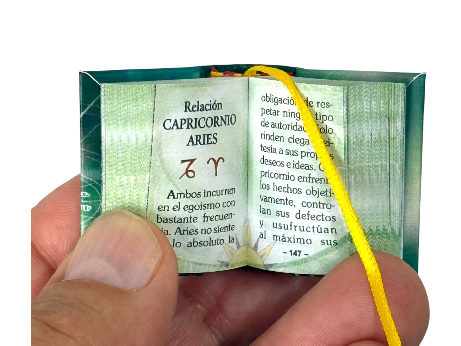 Capricornio (1.4″) mini book hardcover 300 readable pages in Spanish great gift