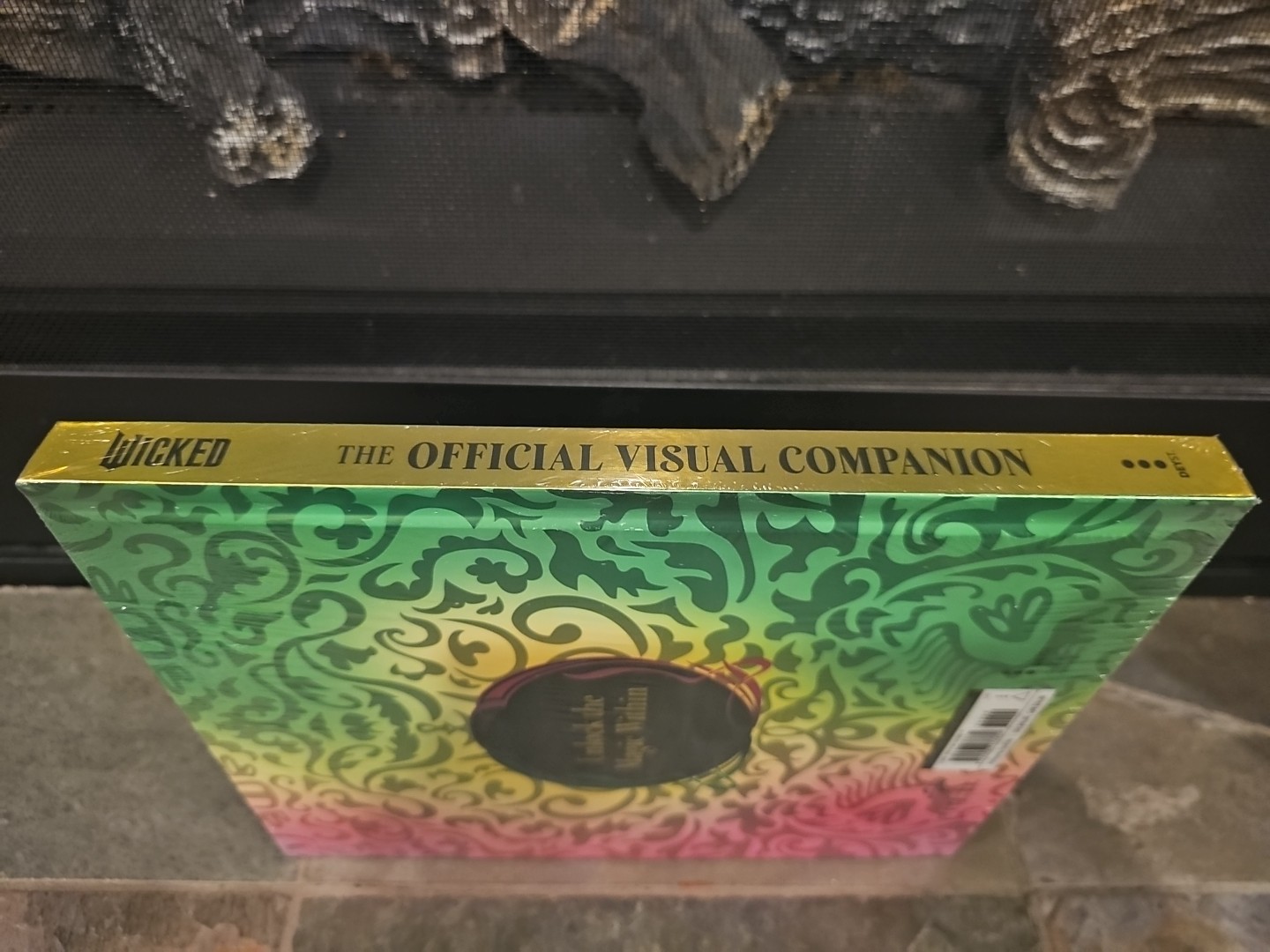 WICKED The Official Visual Companion Target Exclusive (Hardcover) NEW #0273