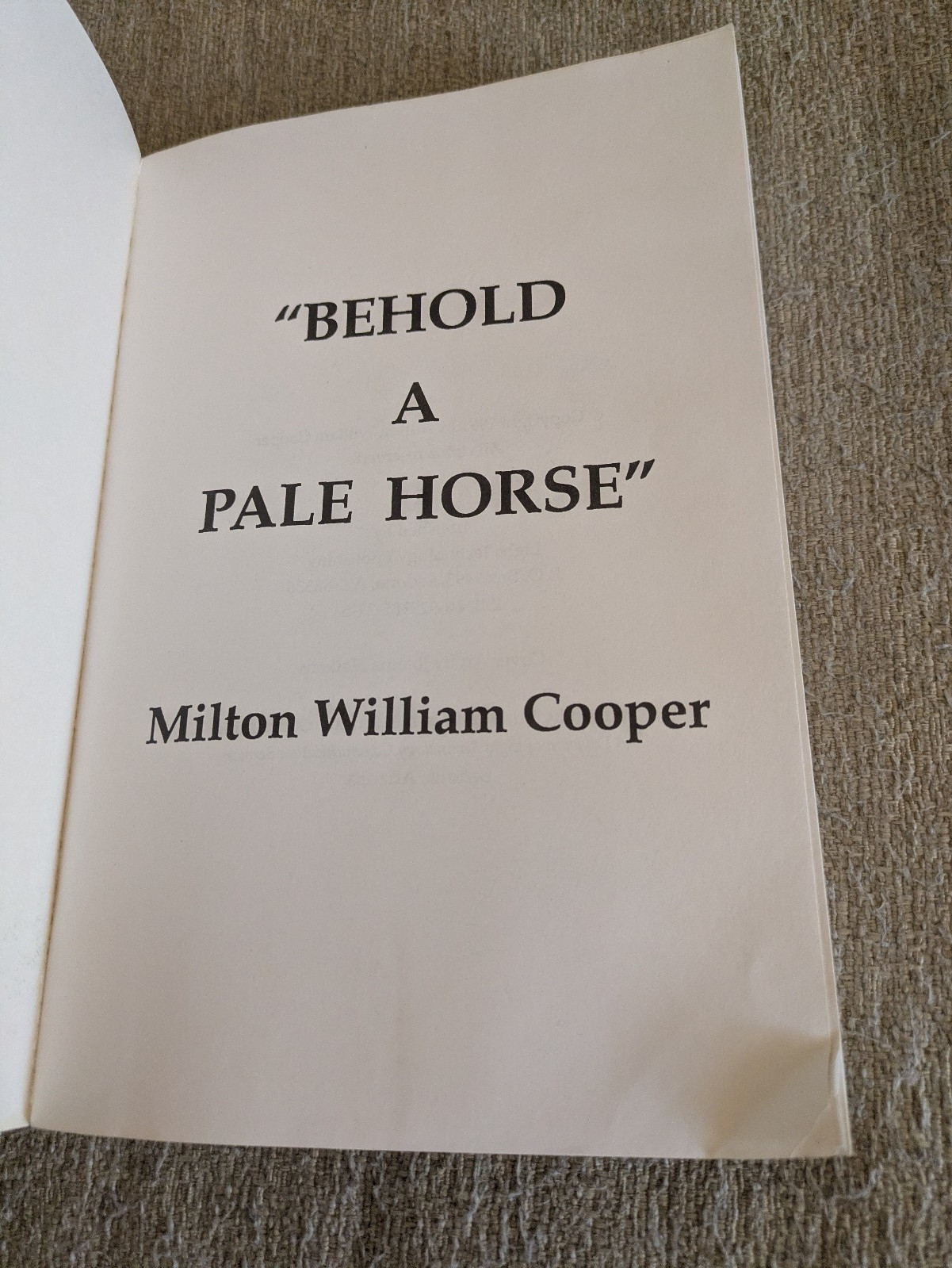 Behold a Pale Horse | Cooper | 1991 PB | Unrevised 500 Pg w/ Foldout | PROTOCOLS