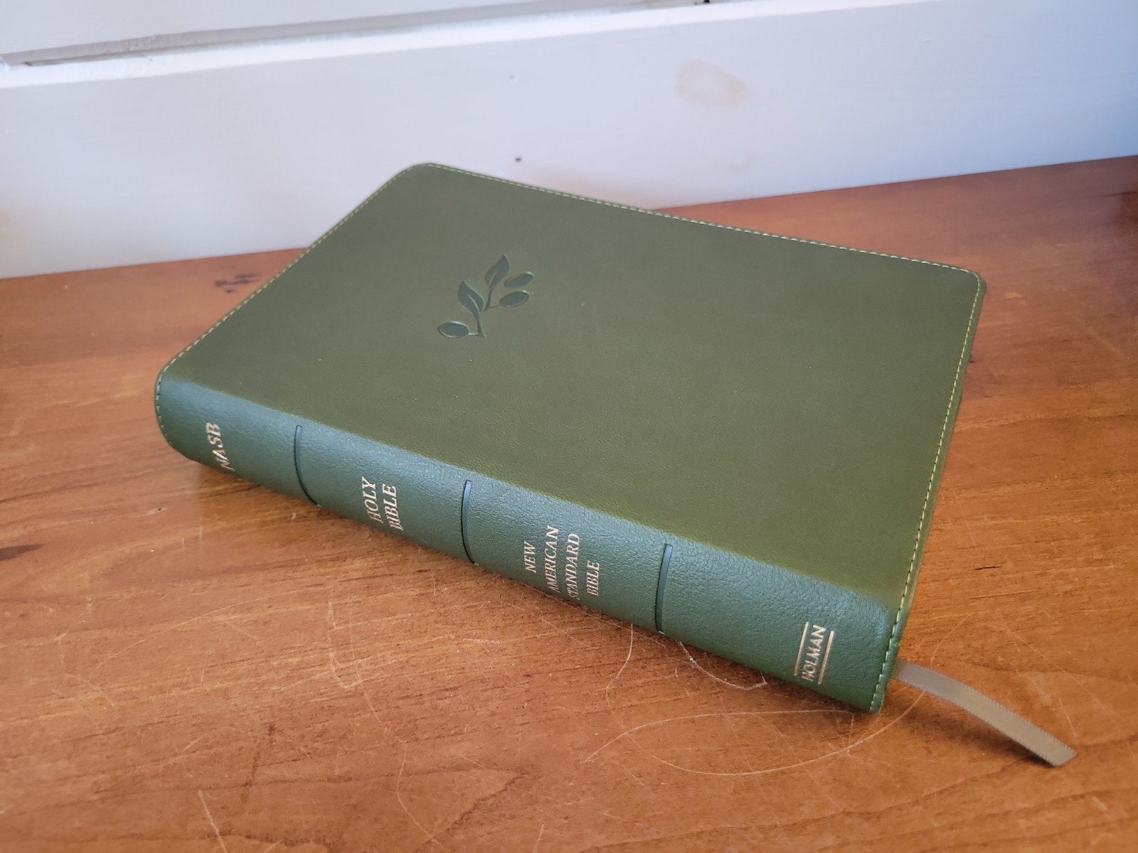 The Holy Bible New American Standard NASB Holman Olive Green Leather Touch 8.5″