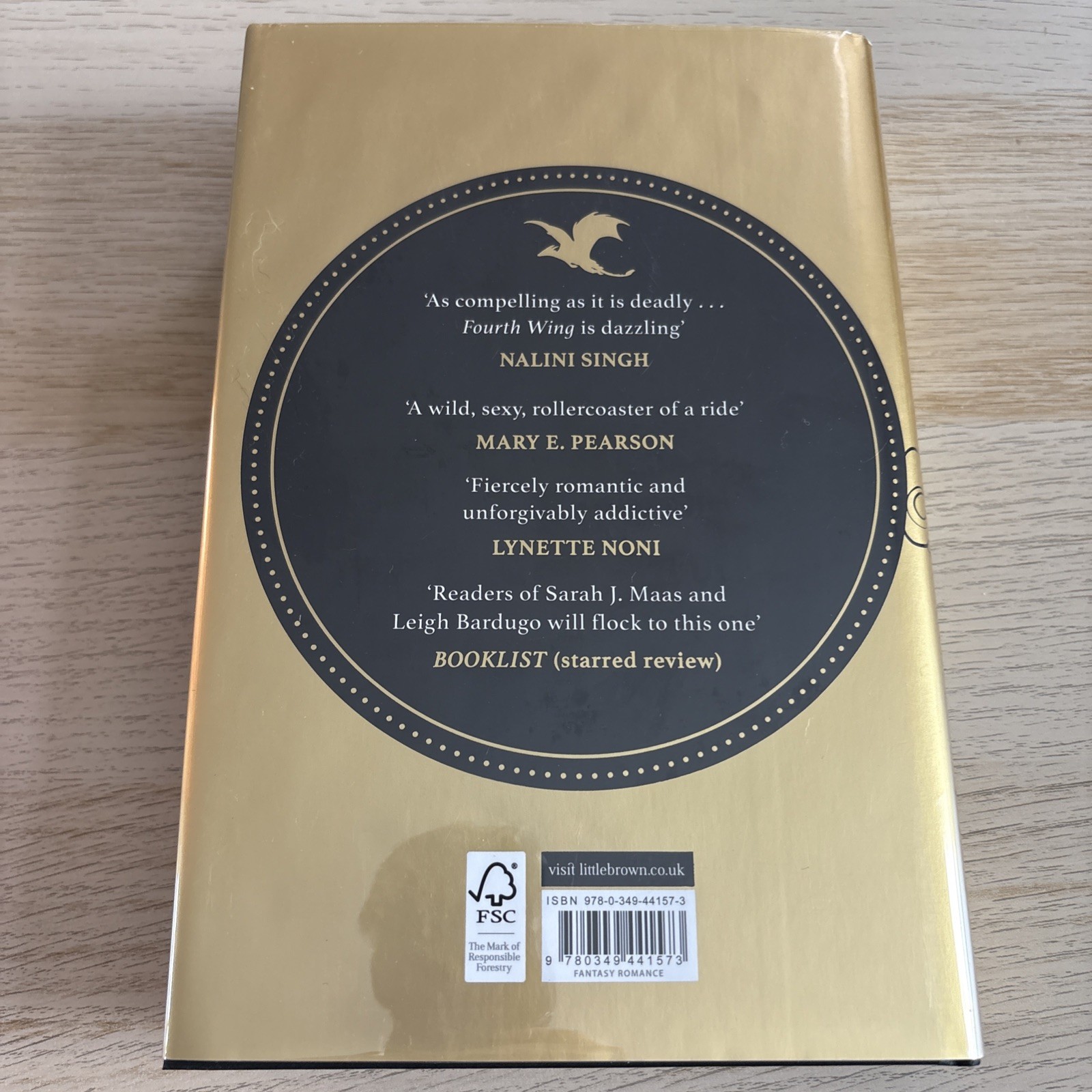 Waterstones Fourth Wing Iron Flame & Onyx Storm Rebecca Yarros