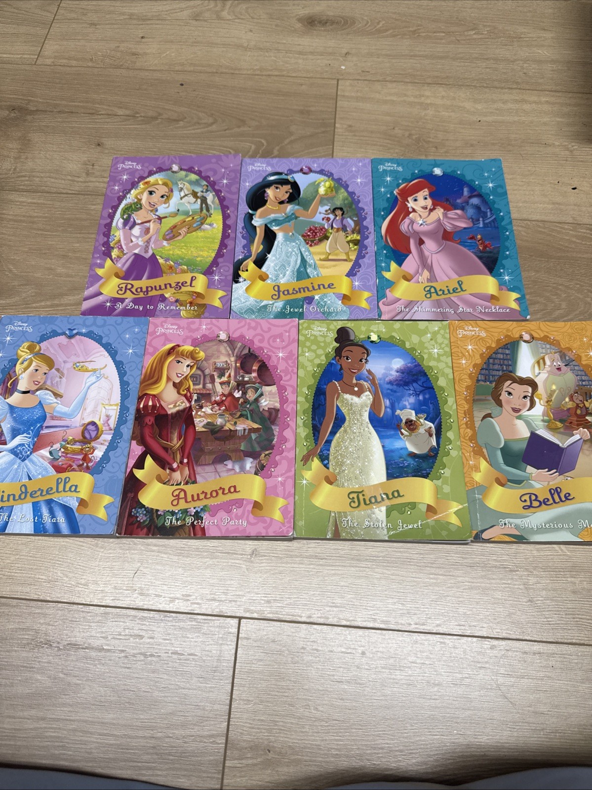 Disney Princess Chapter Book Collection Seven Enchanting Books 1st Box Set 6+