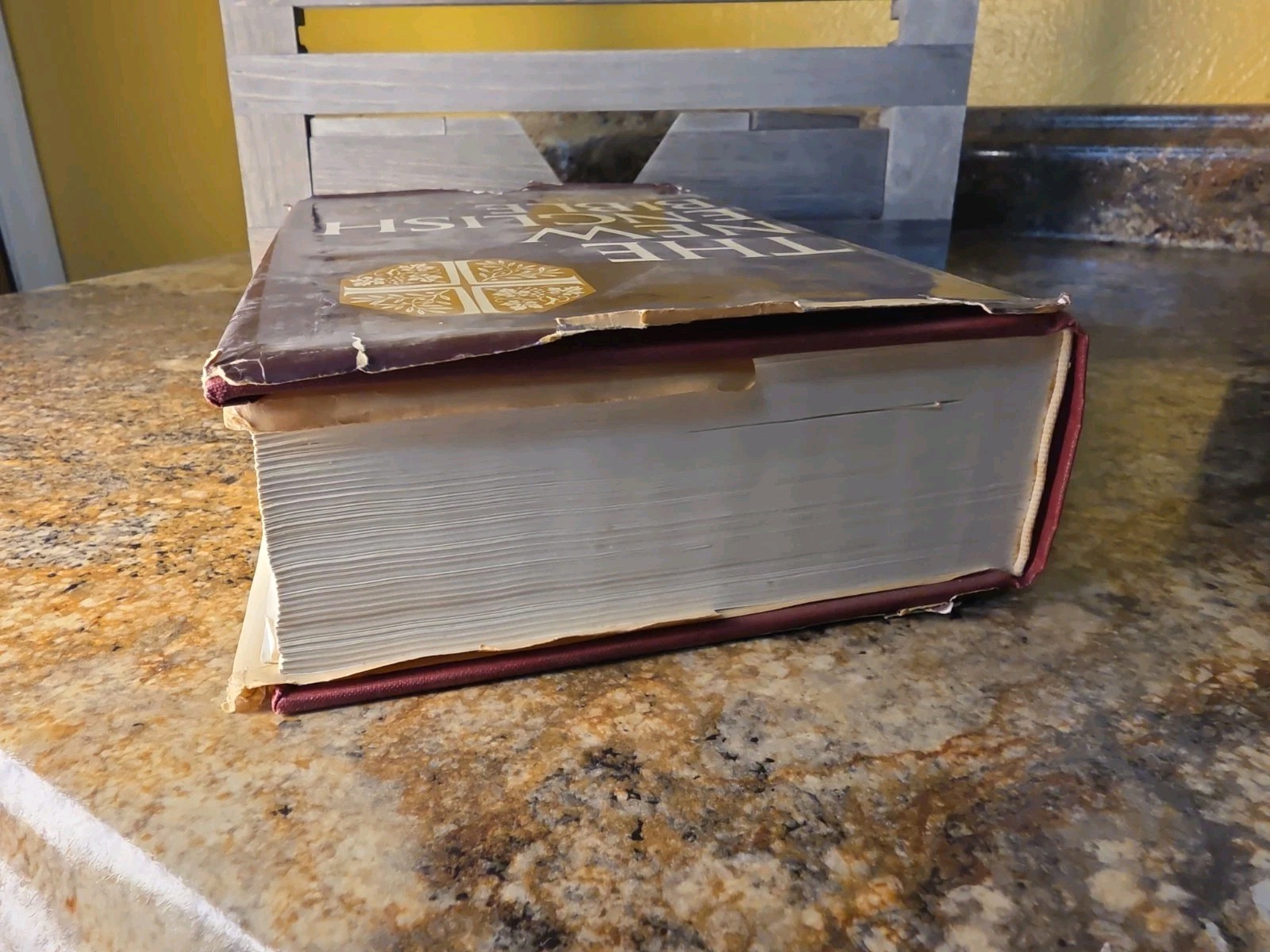Vintage 1970 The New English Bible With Apocrypha Hardcover Book