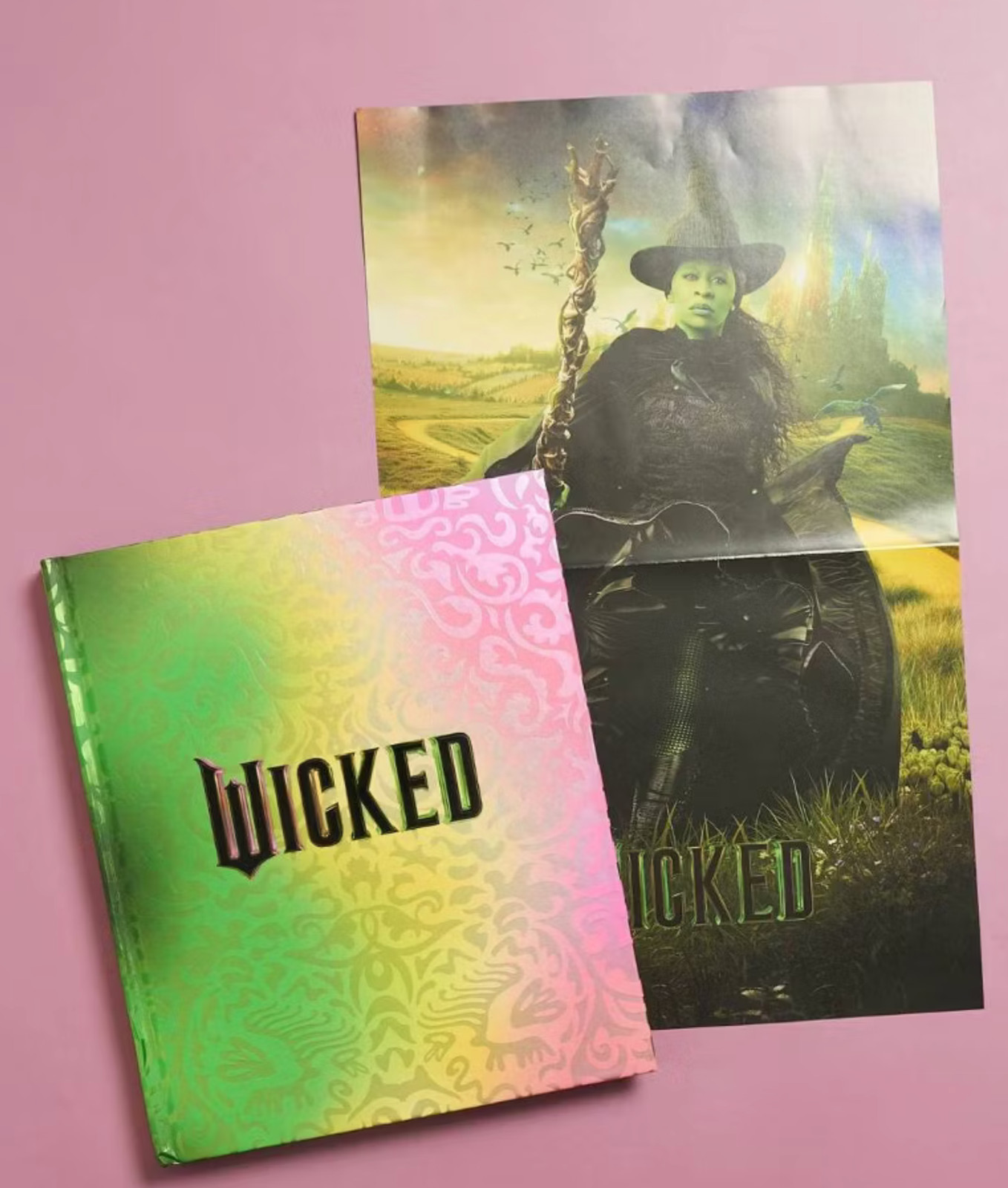 NEW WICKED – THE OFFICIAL VISUAL COMPANION Universal (2025)