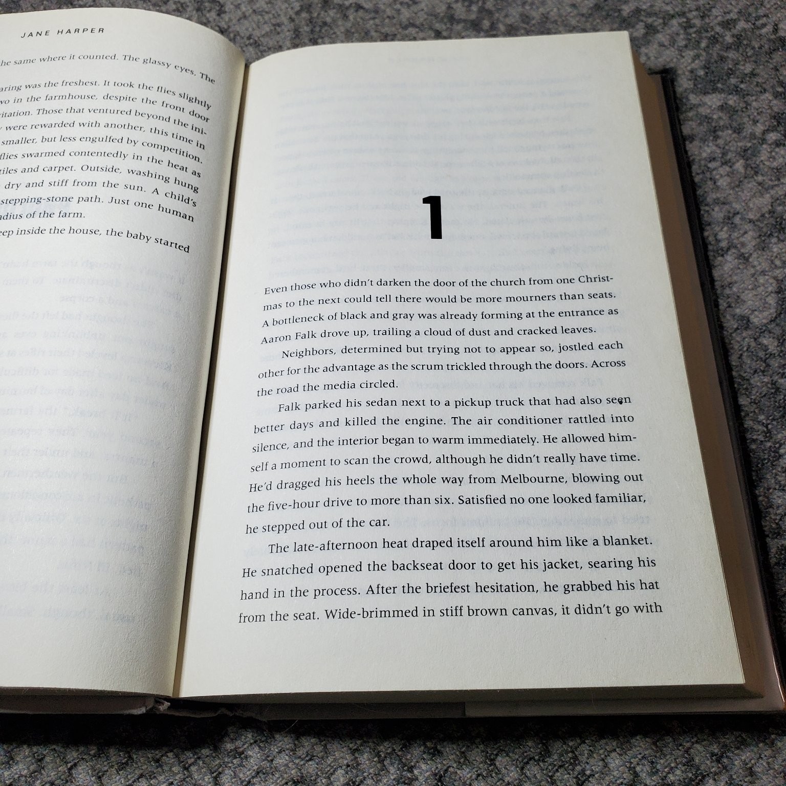 The Dry Jane Harper 2017 First Edition Mystery Thriller Flatiron Books