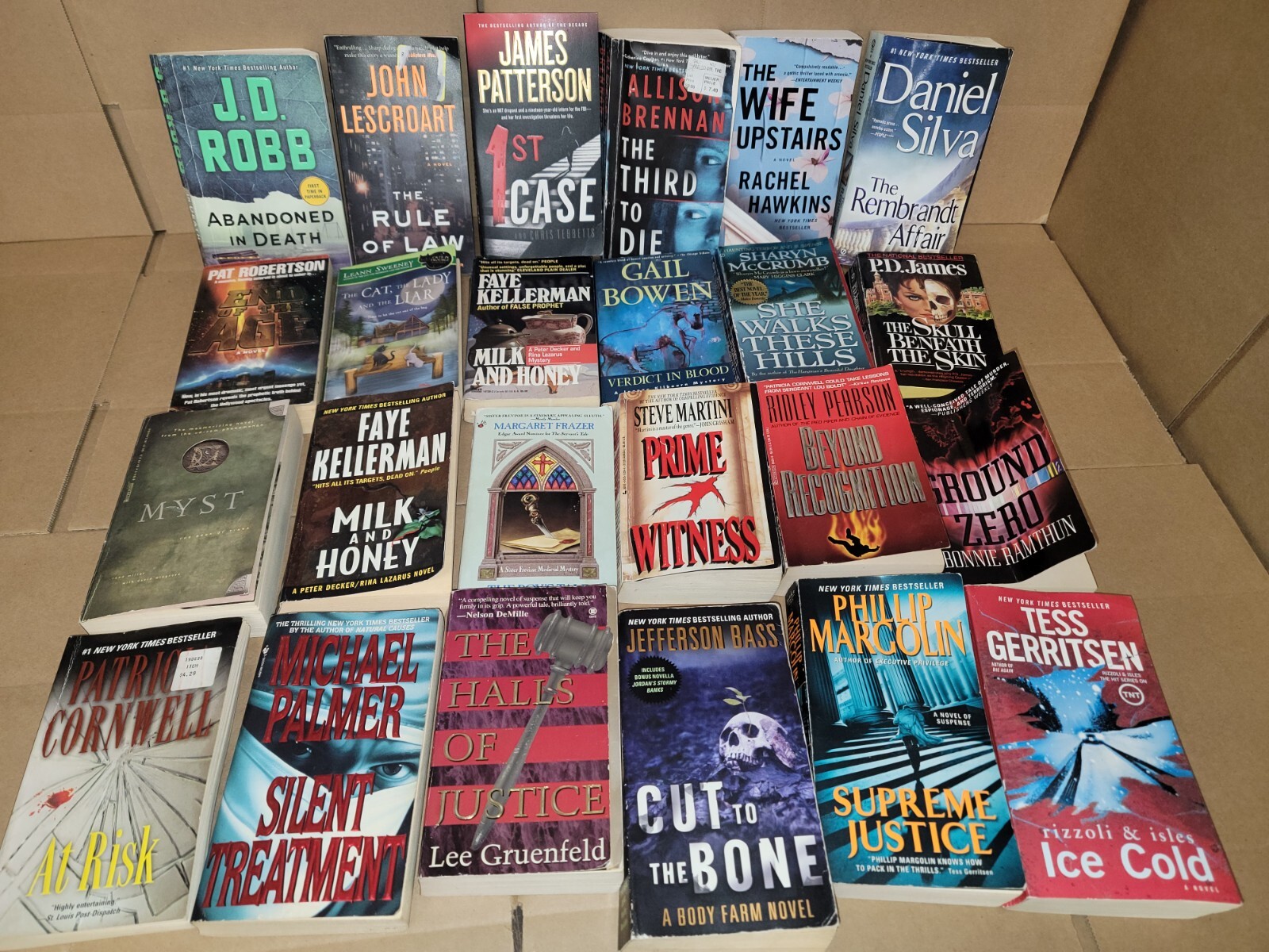 Lot of 100 Mystery Thriller Suspense Fiction Paperback Books RANDOM*MIX UNSORTED