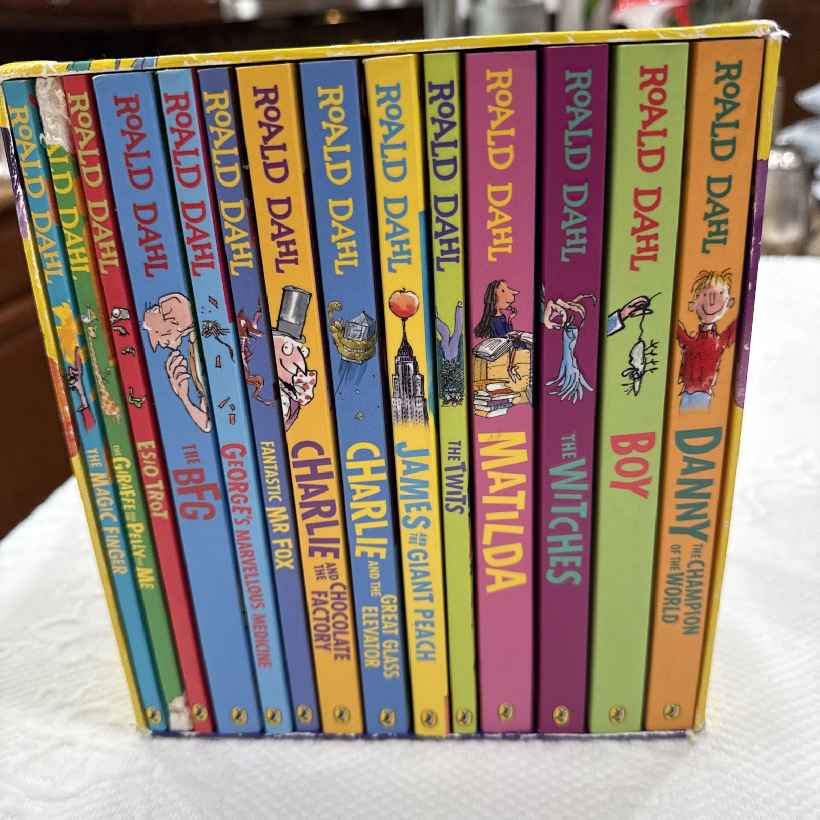 Roald Dahl 14 Book Collection Box Set Paperback Children’s Classics Matilda BFG