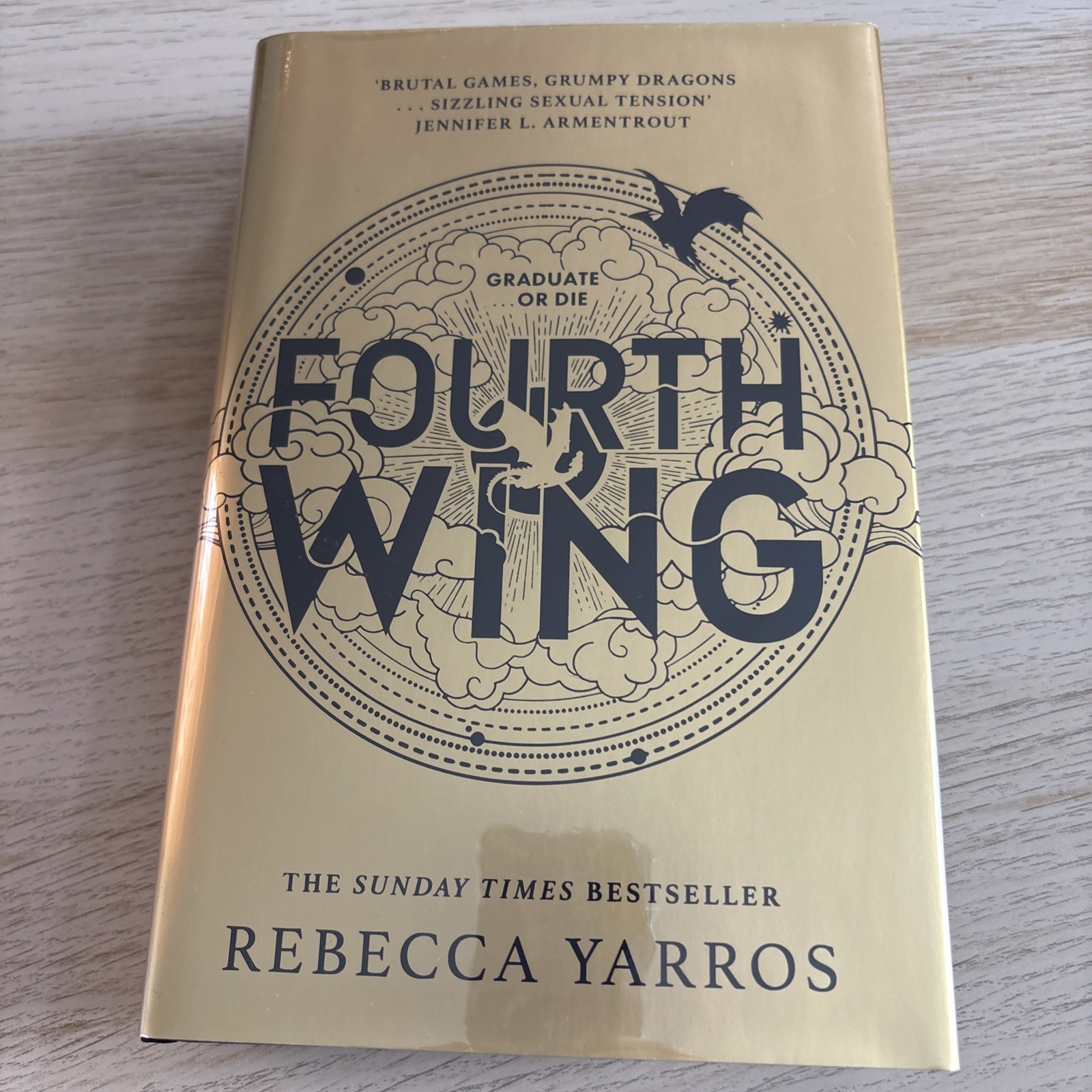 Waterstones Fourth Wing Iron Flame & Onyx Storm Rebecca Yarros