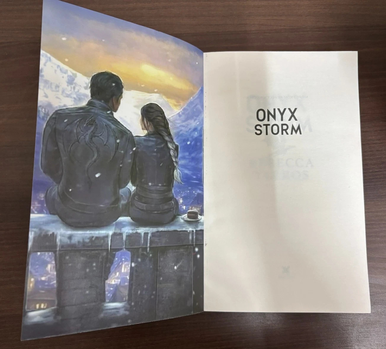 Onyx Storm by Rebecca Yarros, Paperback US