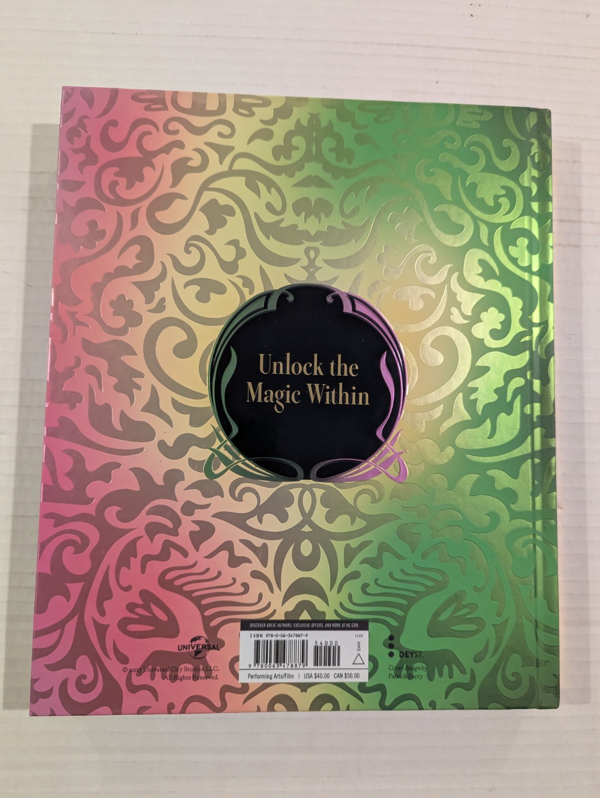 WICKED: The Official Visual Companion (Hardcover)