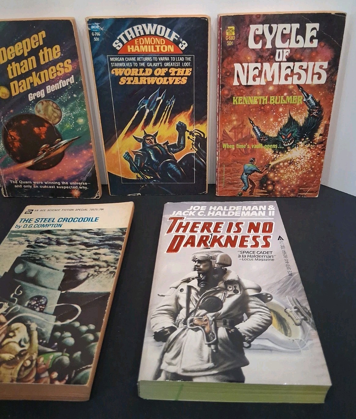 VTG Mixed Book Lot of 30 Fantasy Sci-fi: ACE Del Rey DAW Tor Publications *Good*