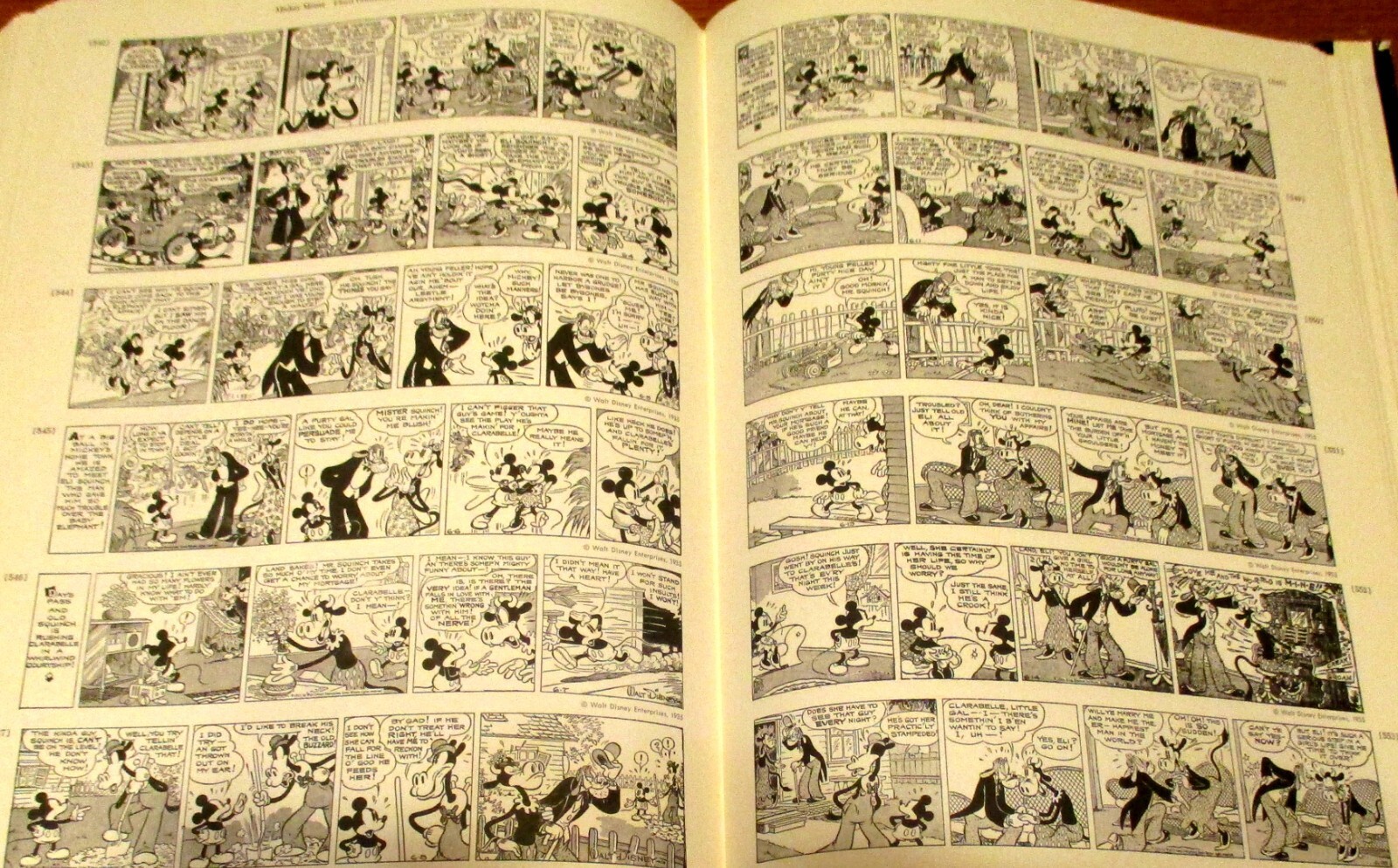 1977 The Smithsonian Collection of Newspaper Comics Hardcover Book 336 Pages
